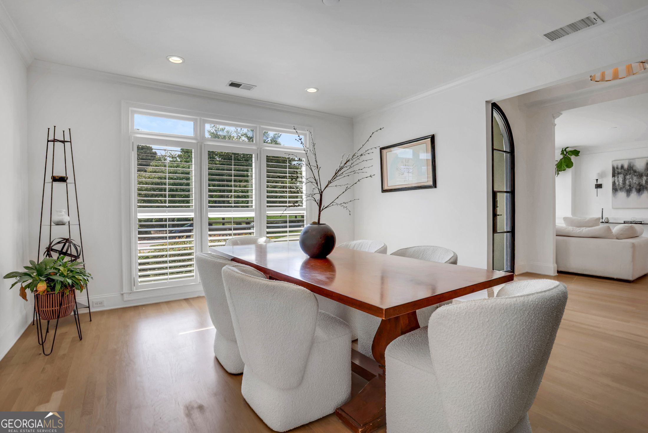 6815 Sunbriar Drive Property Photo 10