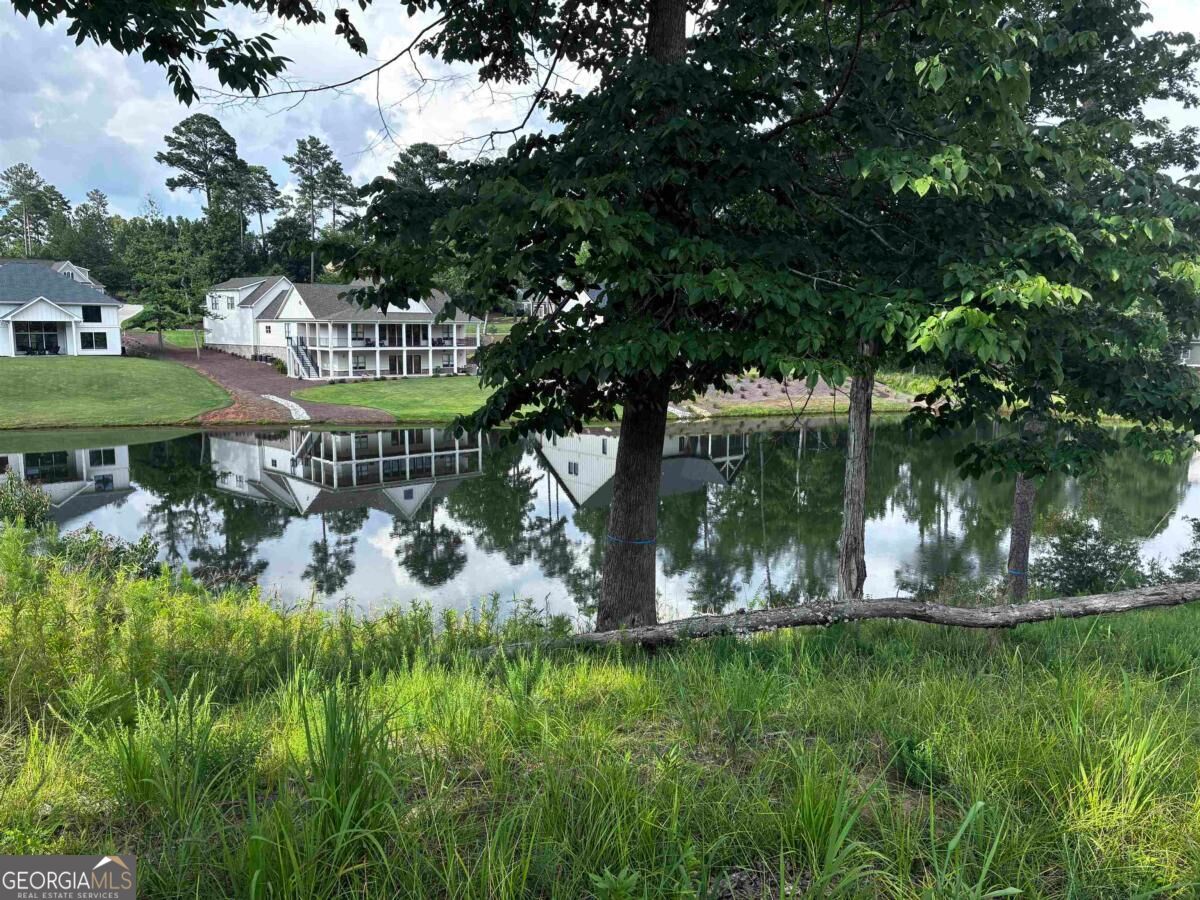 1040 Osprey Circle Property Photo 4