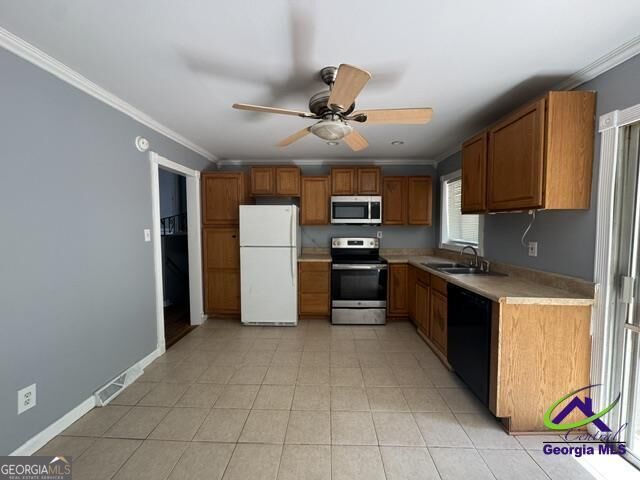 111 Glendale Court Property Photo 2