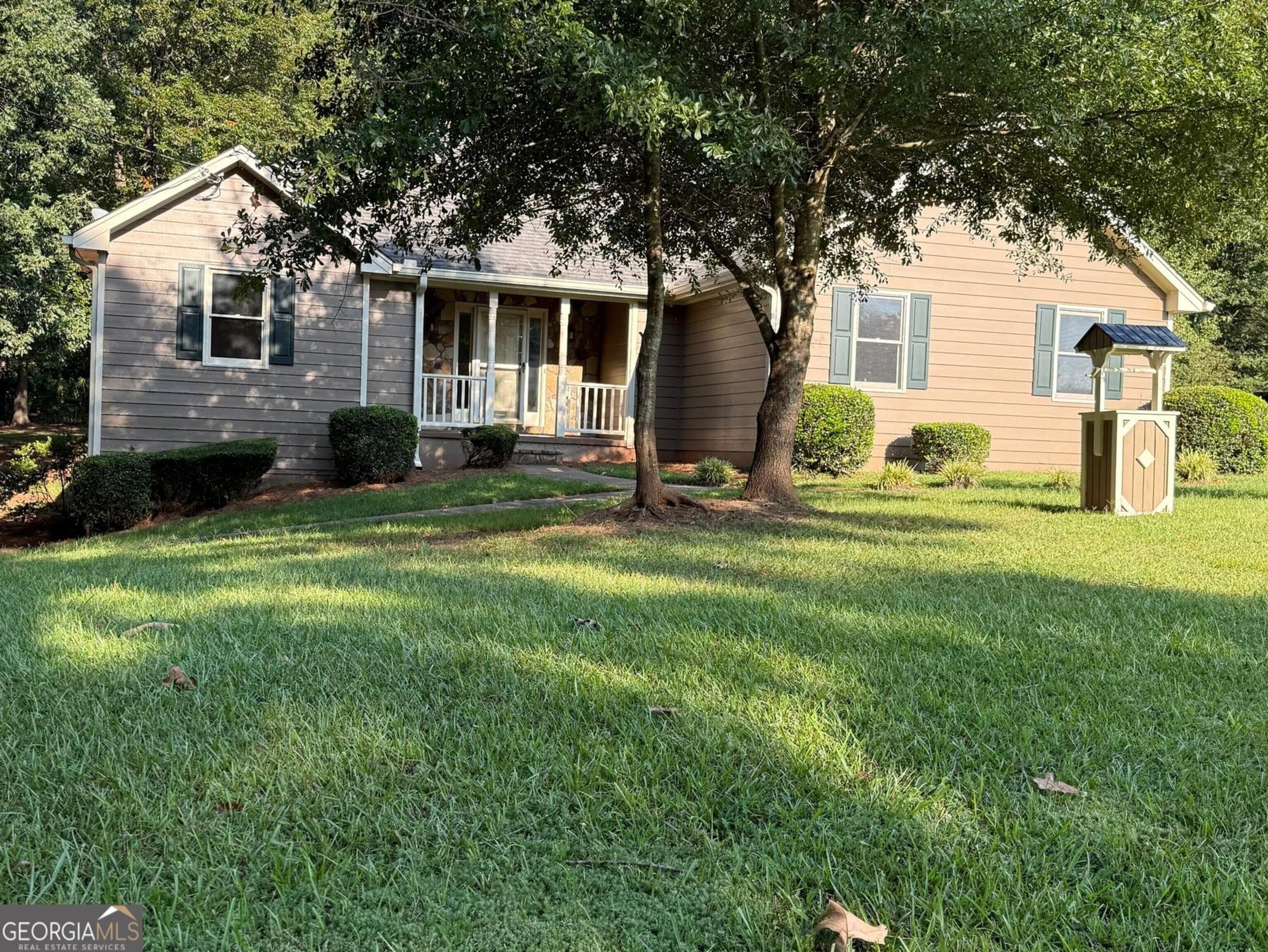 330 Fox Meadow Drive Property Photo 1