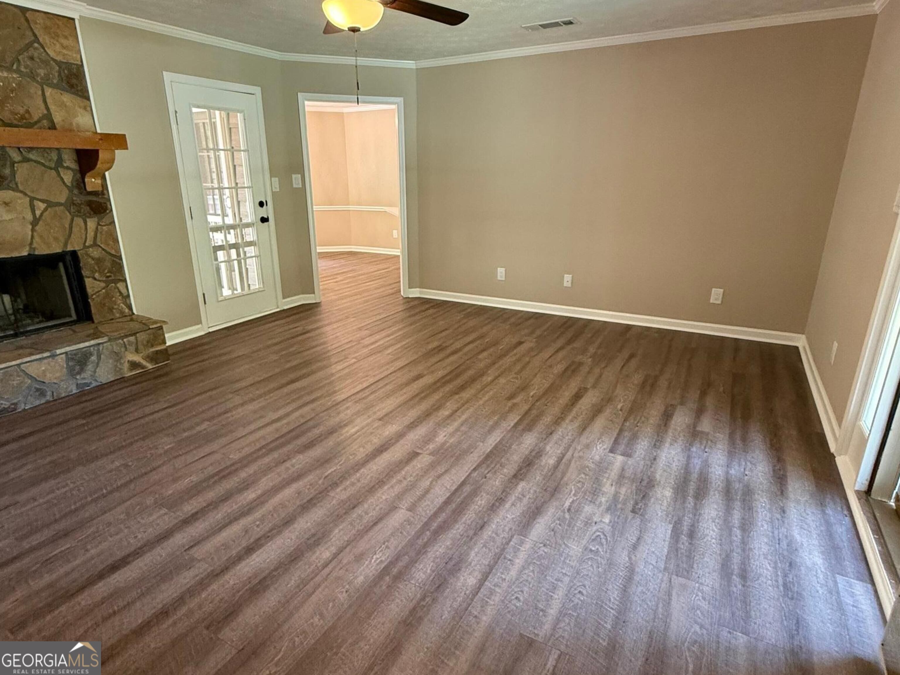 330 Fox Meadow Drive Property Photo 6
