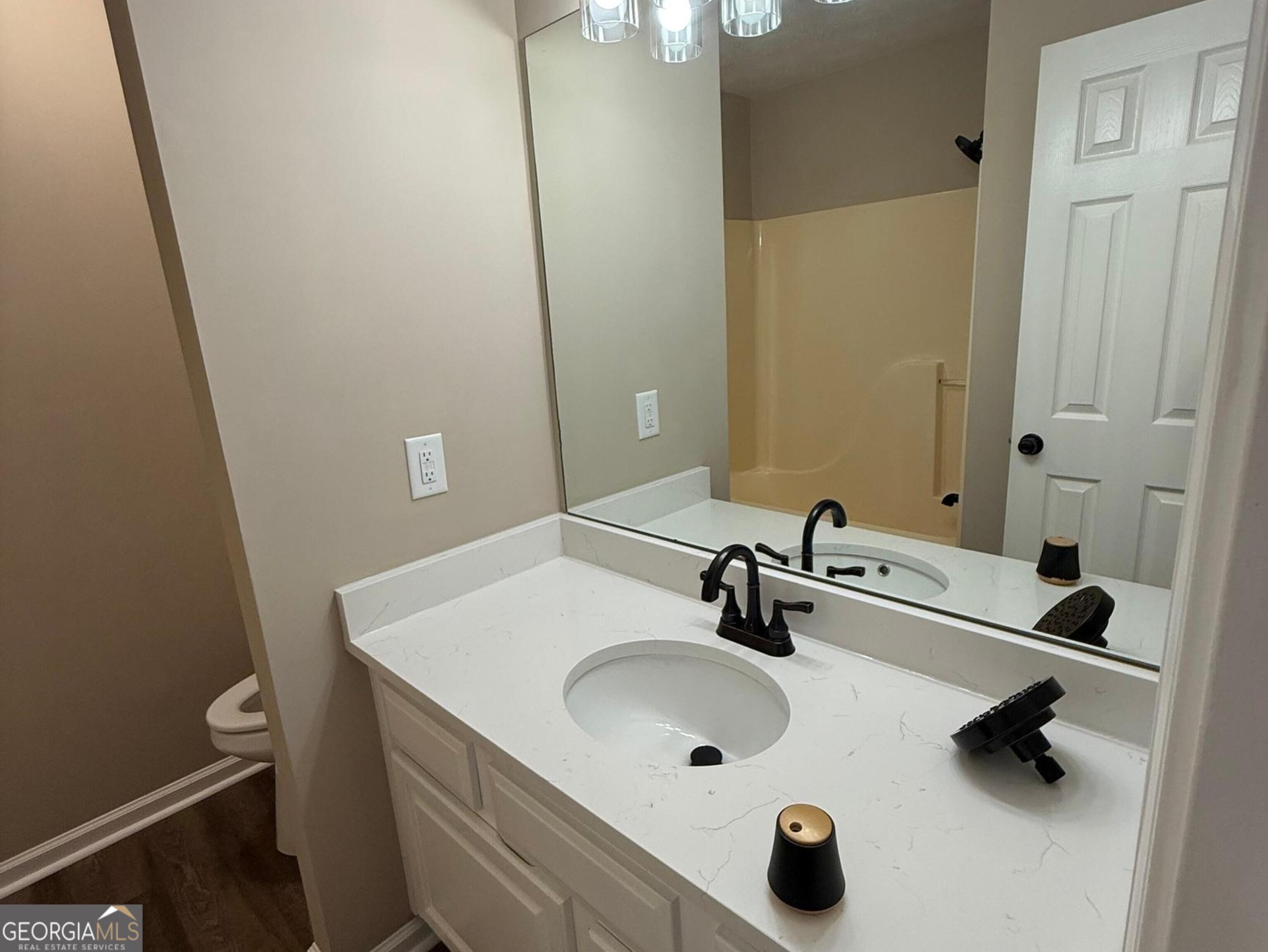 330 Fox Meadow Drive Property Photo 9