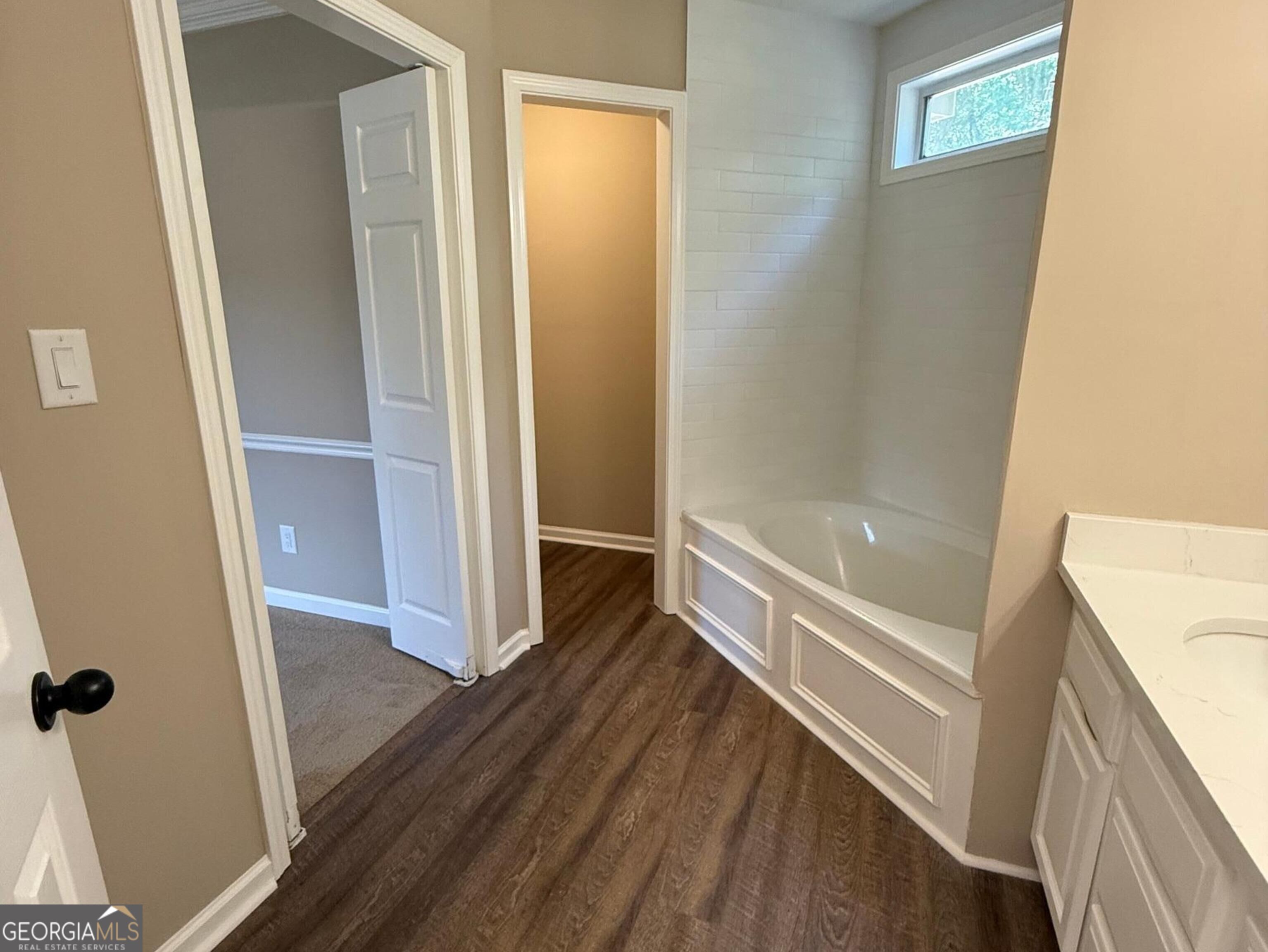 330 Fox Meadow Drive Property Photo 19