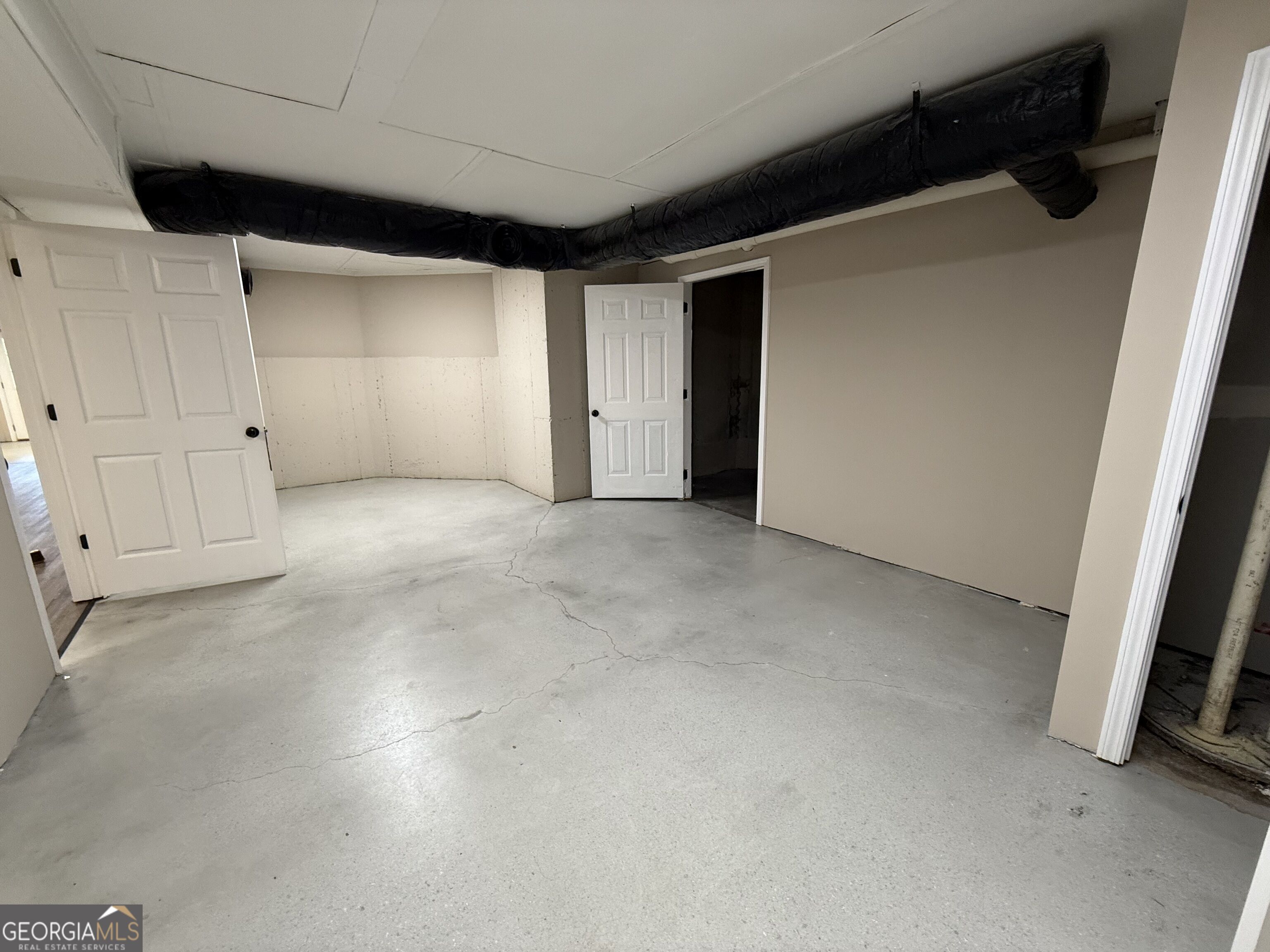 330 Fox Meadow Drive Property Photo 28