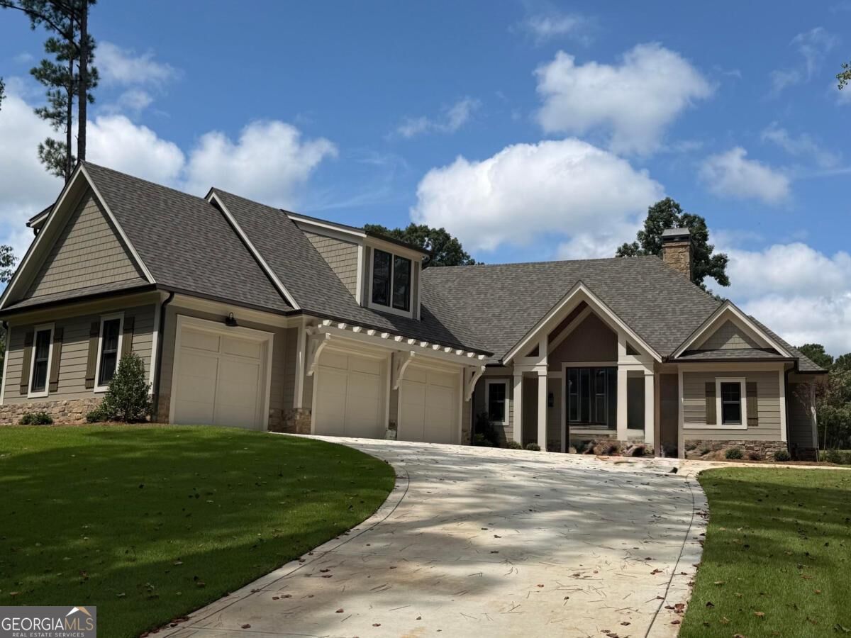 1010 Shadow Creek Way