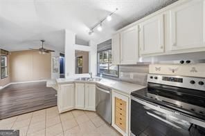 4273 Clark Circle Se Property Photo 7