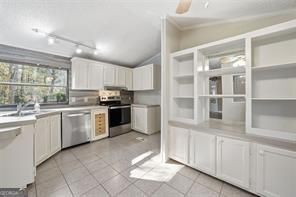 4273 Clark Circle Se Property Photo 11