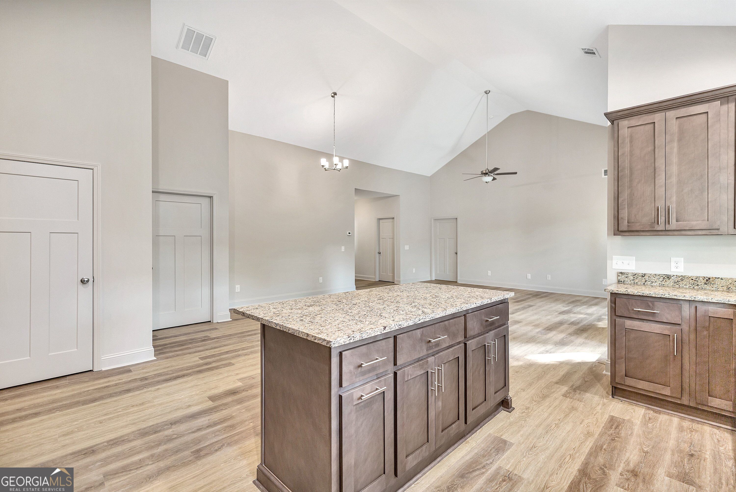 309 Kari Lane Property Photo 4