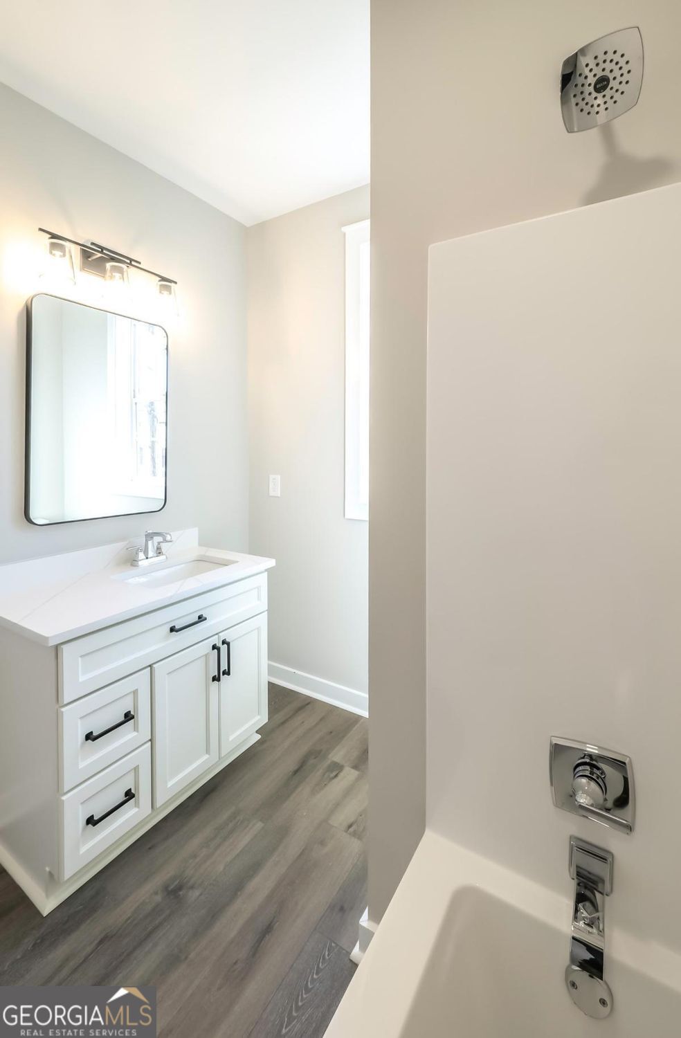 485 West Avenue Property Photo 25