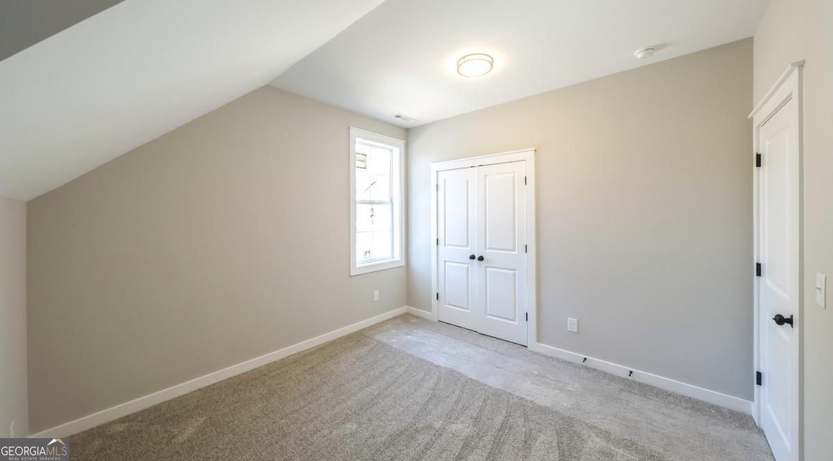485 West Avenue Property Photo 34