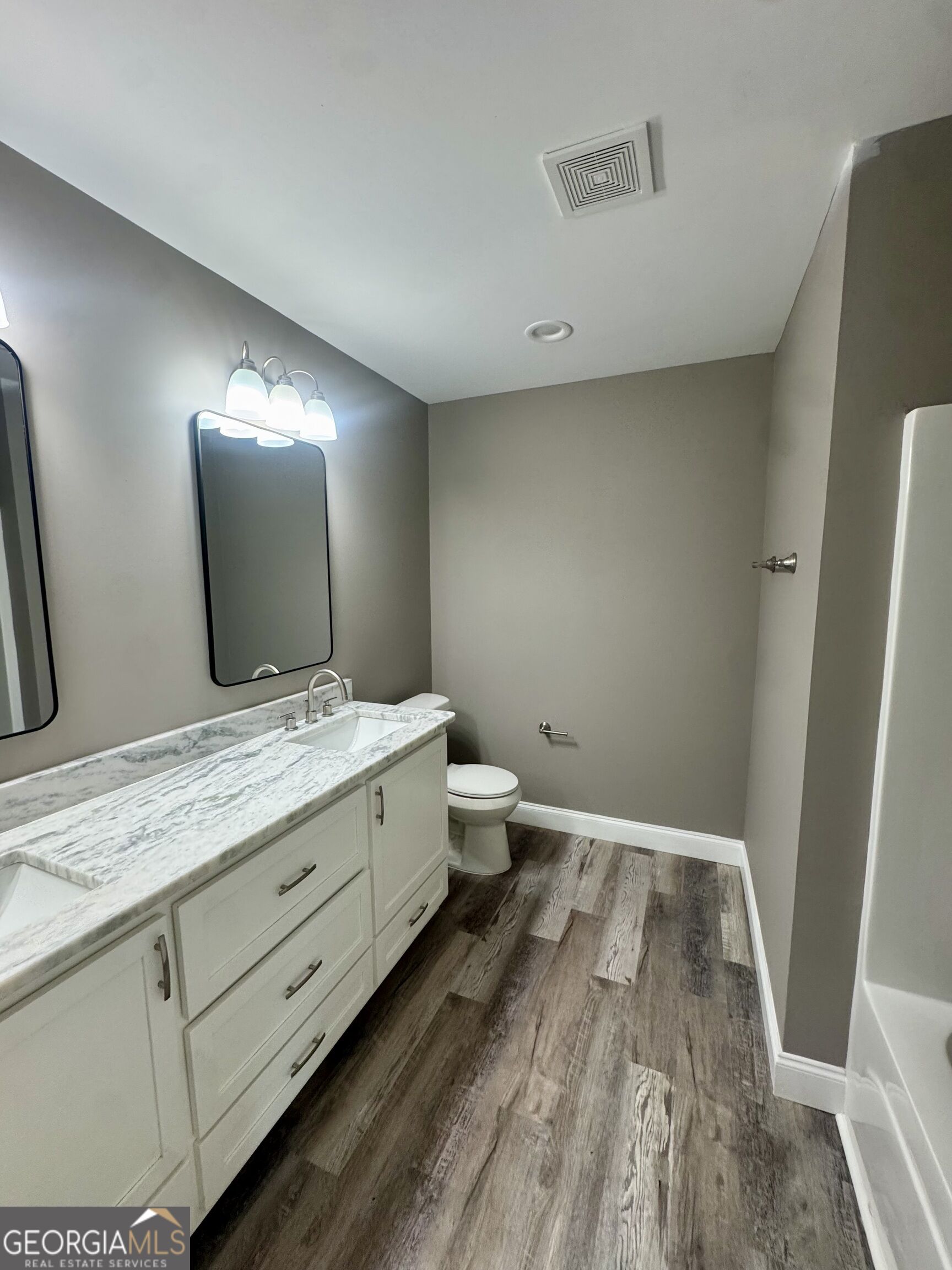 1056 Field Street Property Photo 18