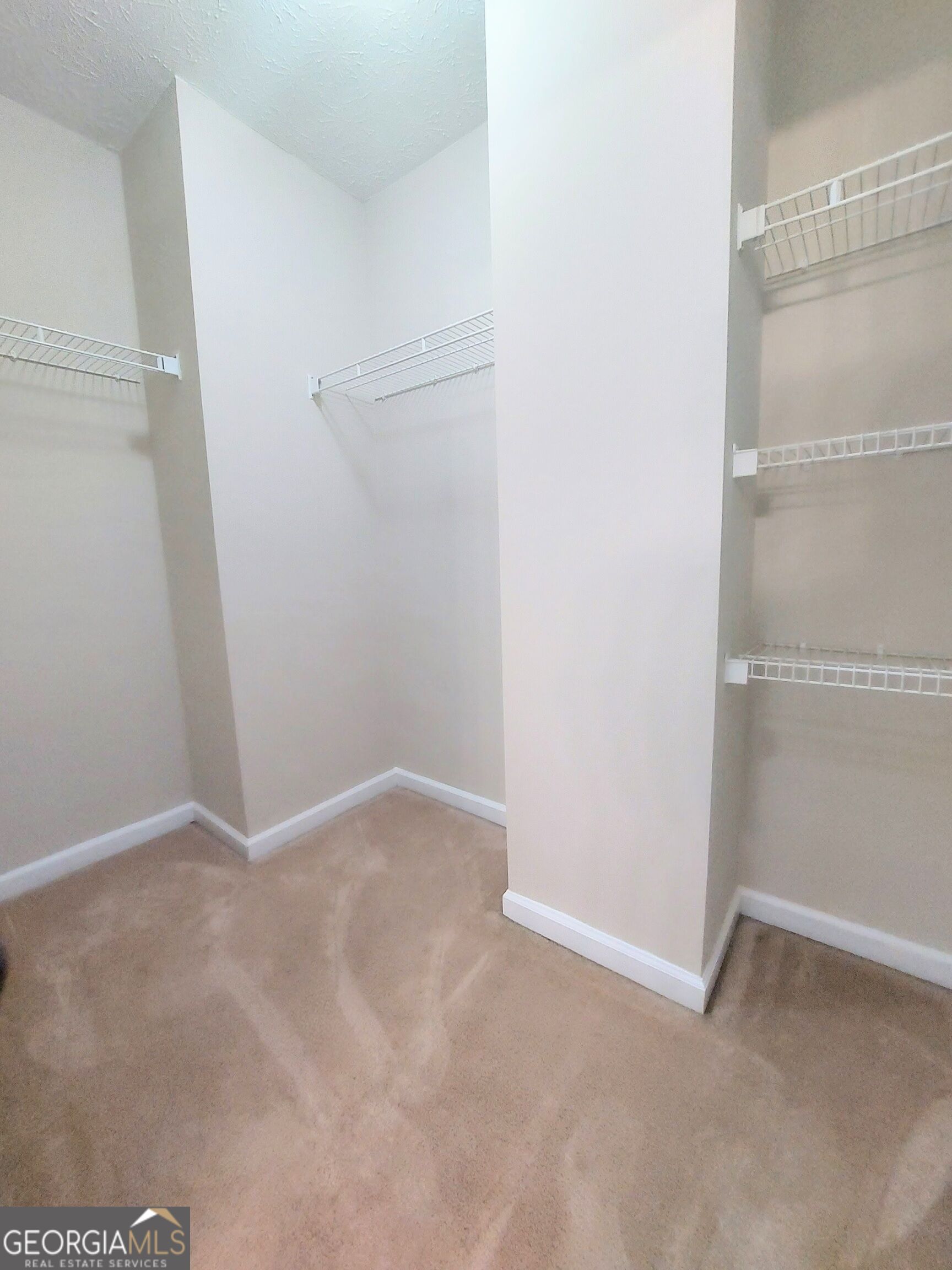 2737 Crestworth Lane Property Photo 14