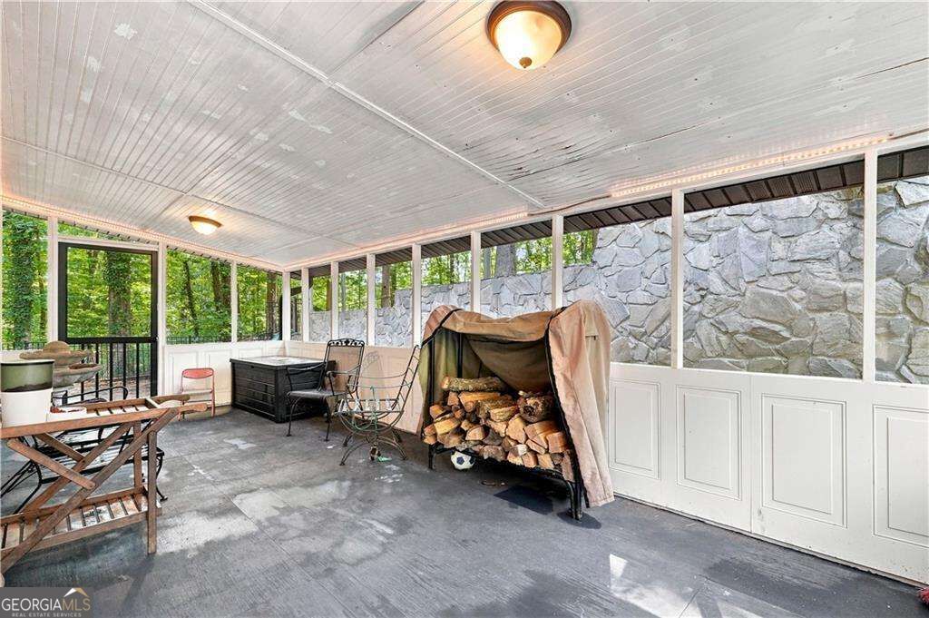 6250 White Mill Road Property Photo 12
