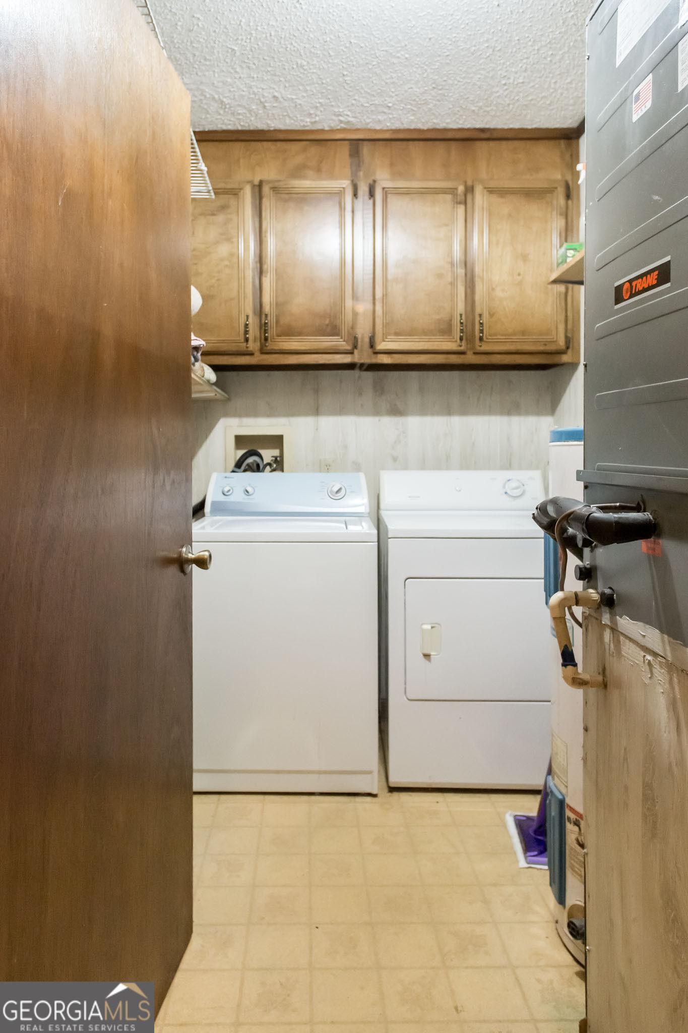 3929 Memorial Drive Property Photo 20