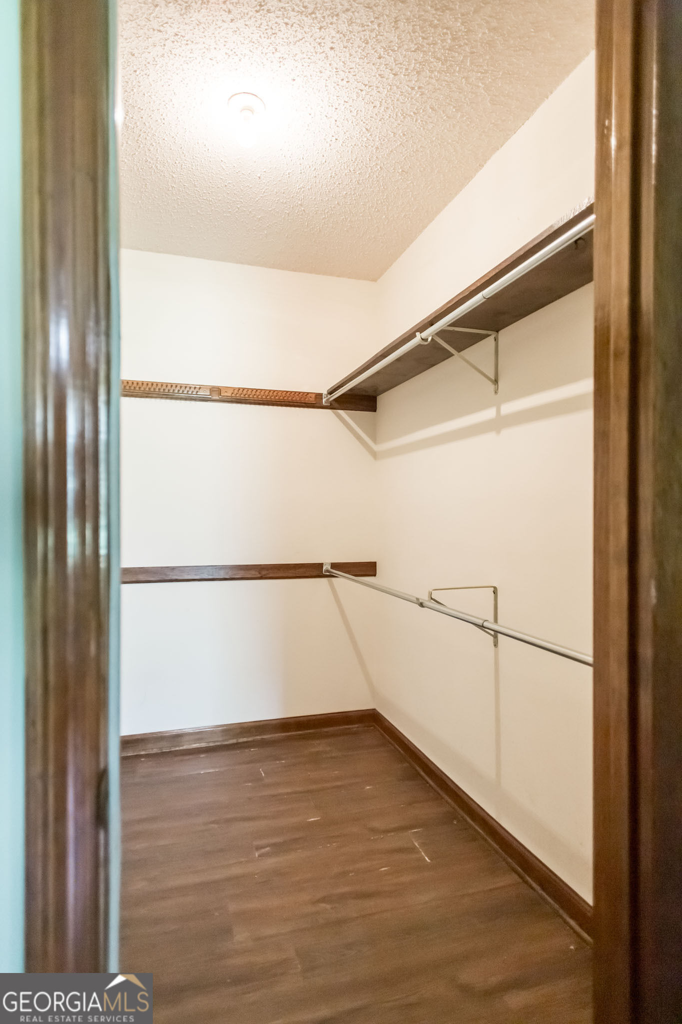 3929 Memorial Drive Property Photo 28