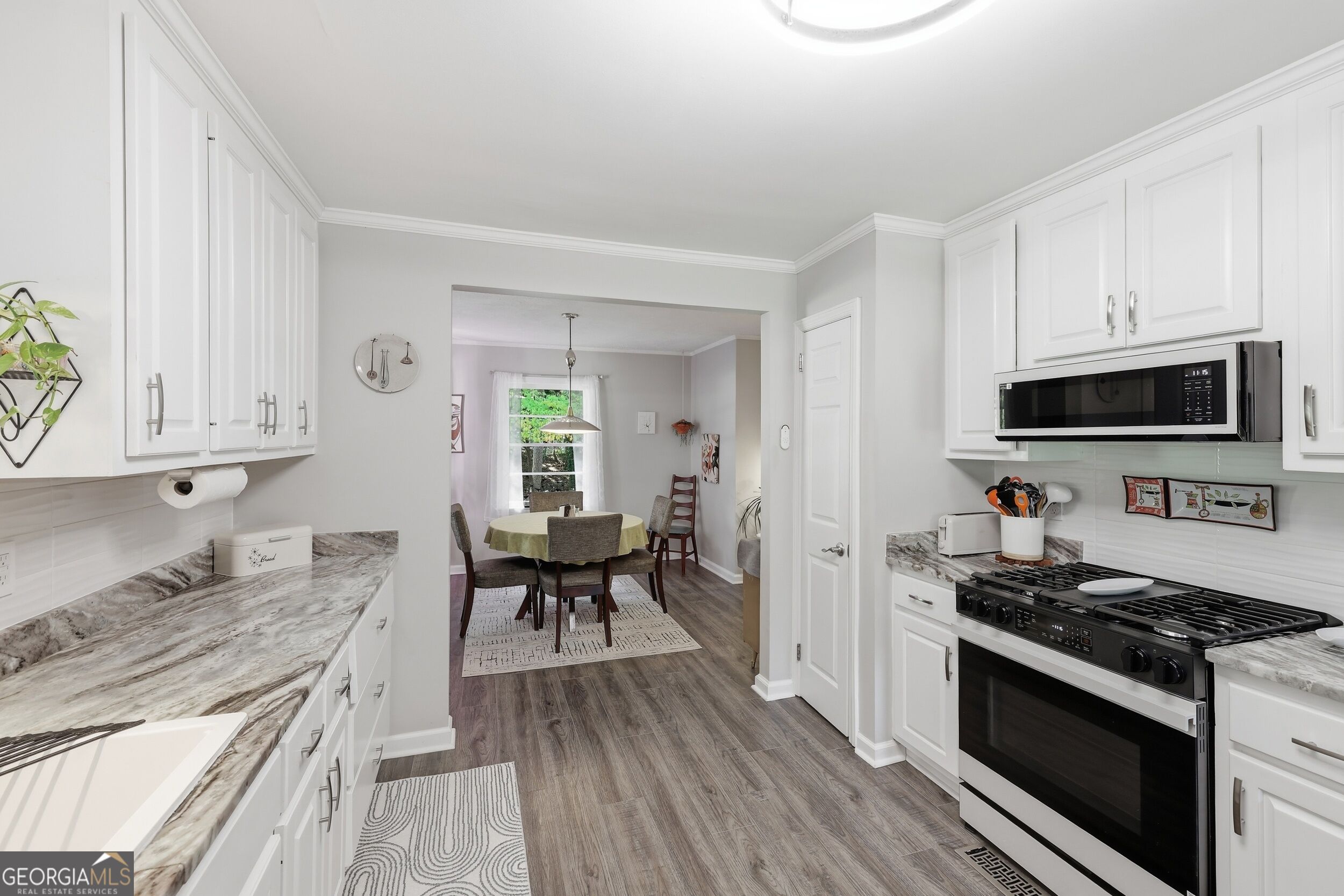 38 Furman Street Property Photo 15