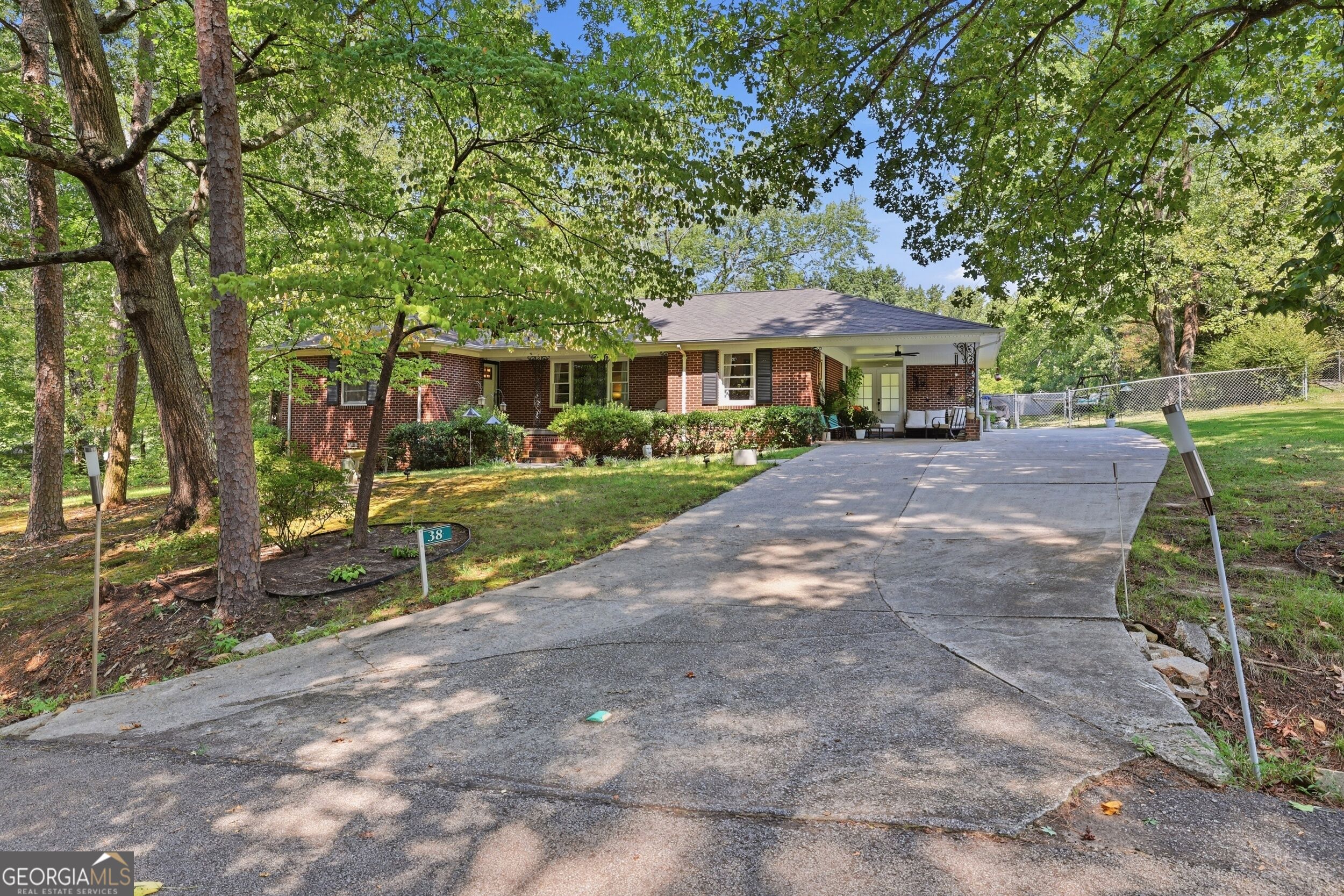 38 Furman Street Property Photo 45