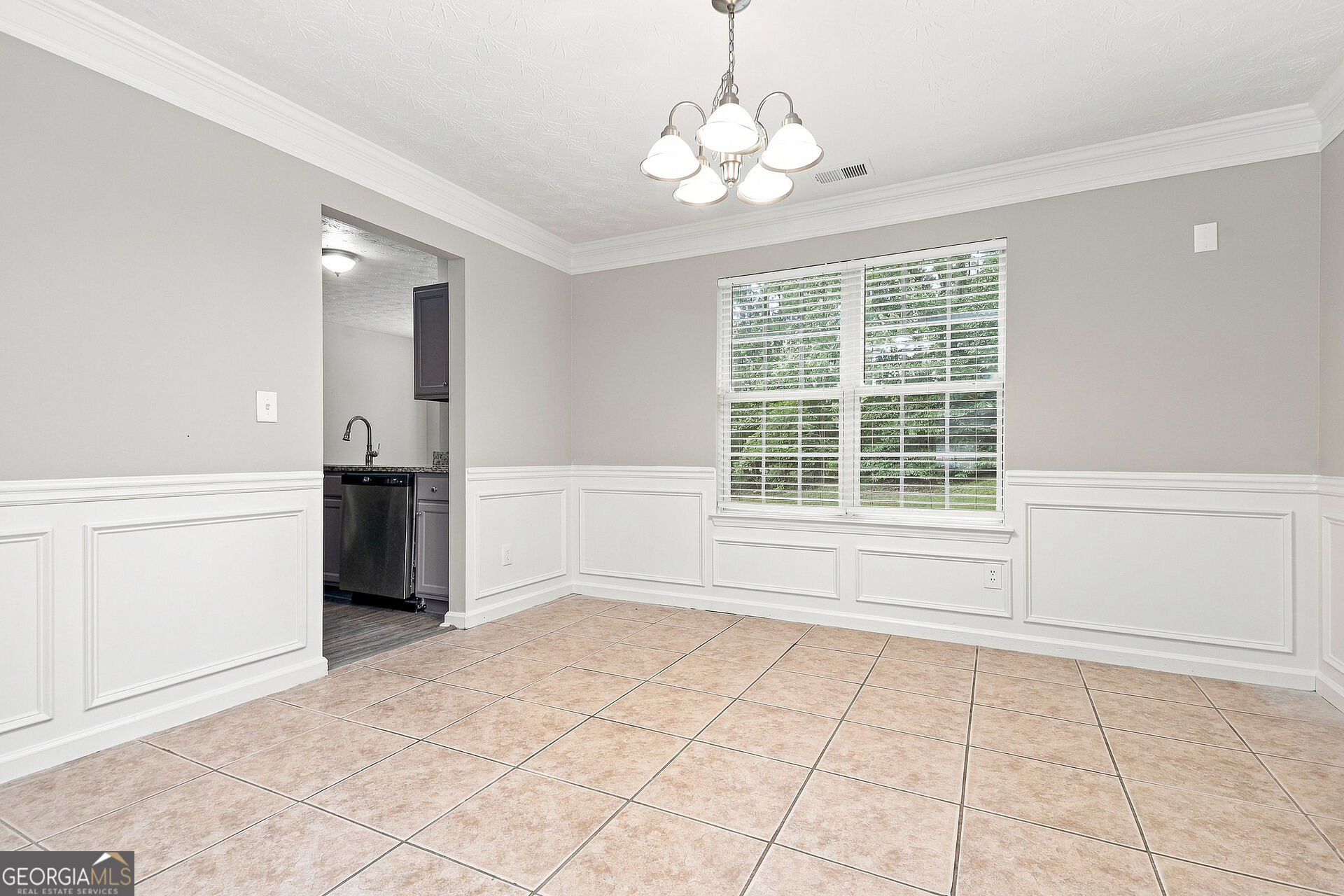 228 Biltmore Way Property Photo 4
