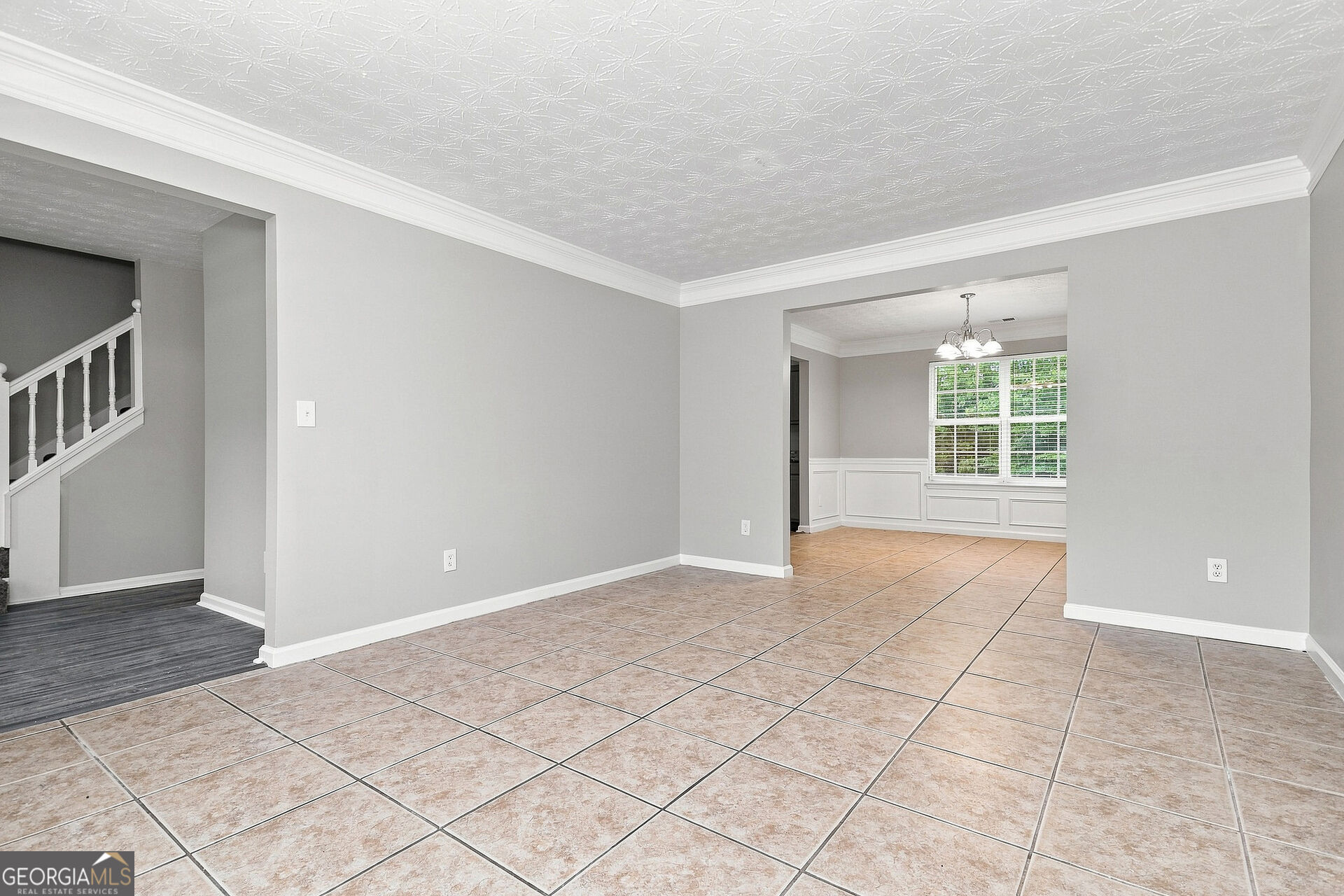 228 Biltmore Way Property Photo 5