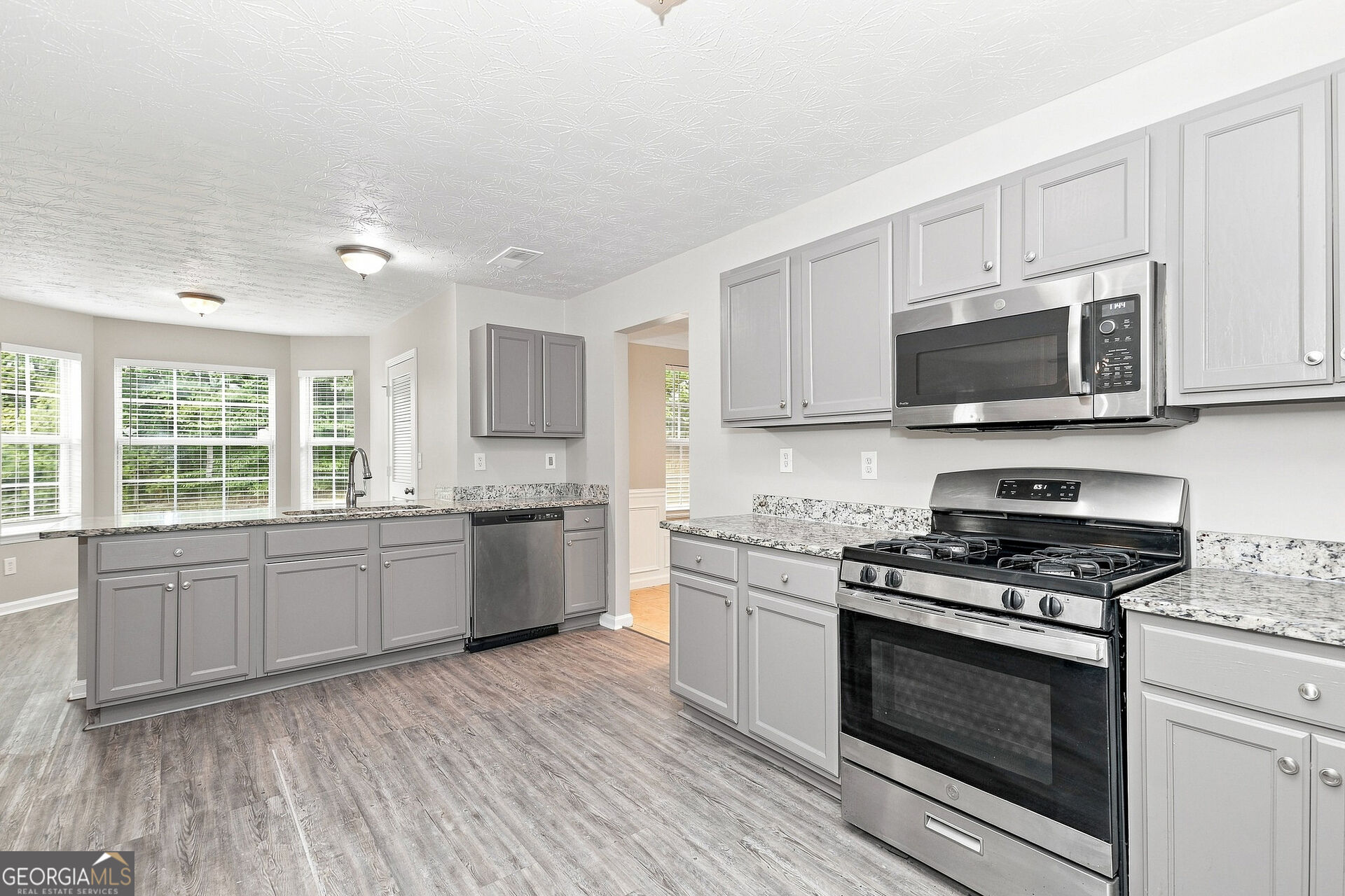 228 Biltmore Way Property Photo 6