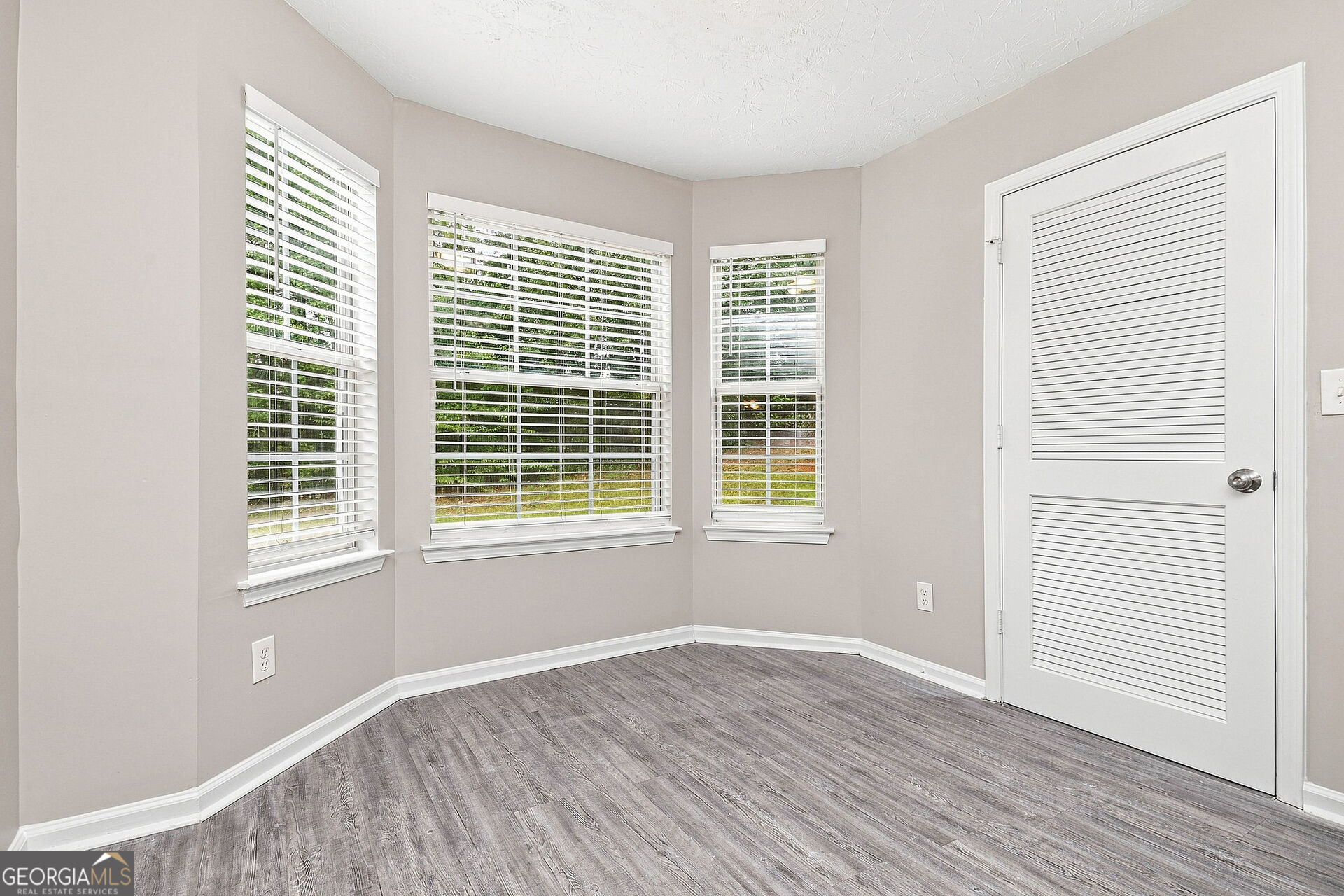 228 Biltmore Way Property Photo 15