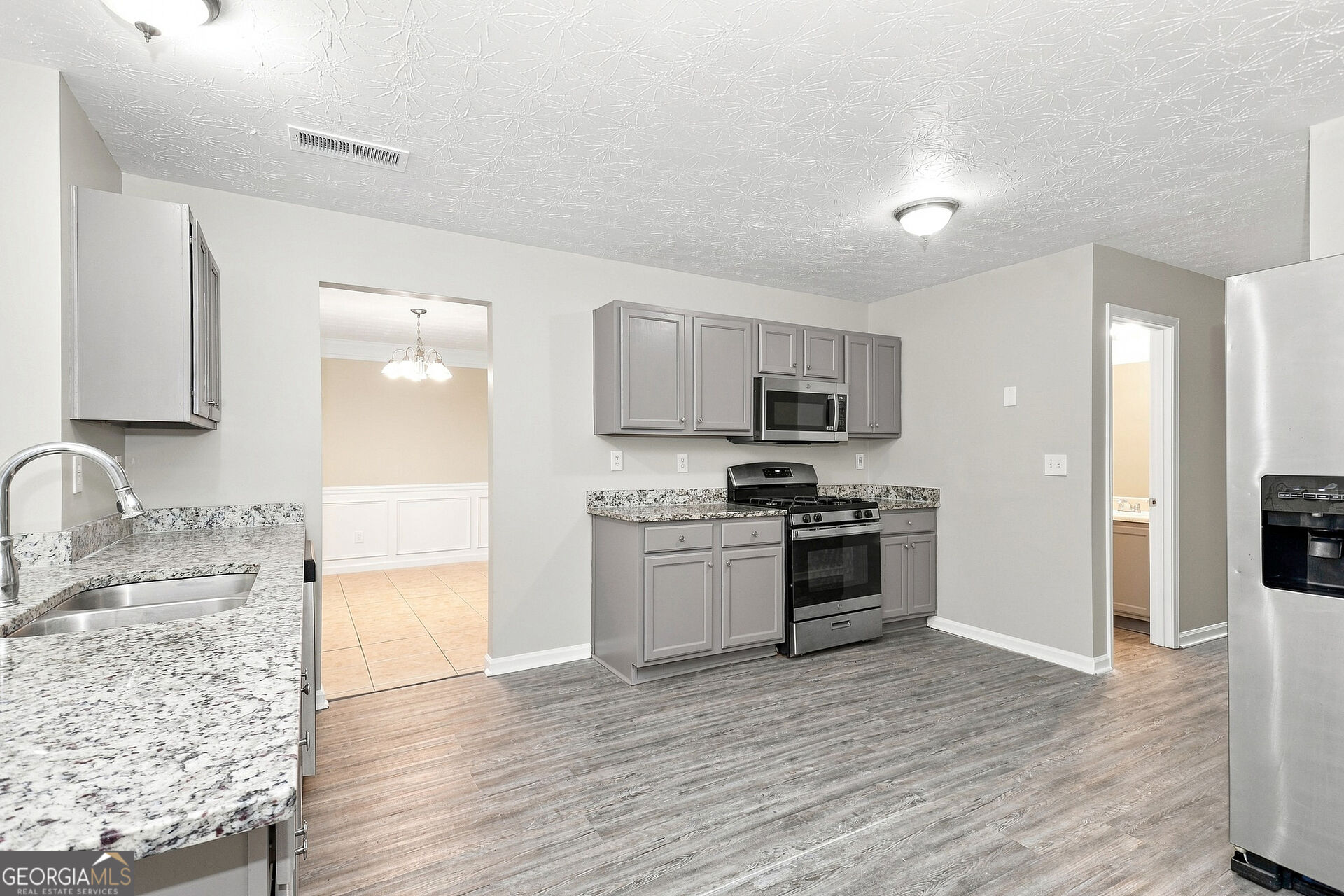 228 Biltmore Way Property Photo 19