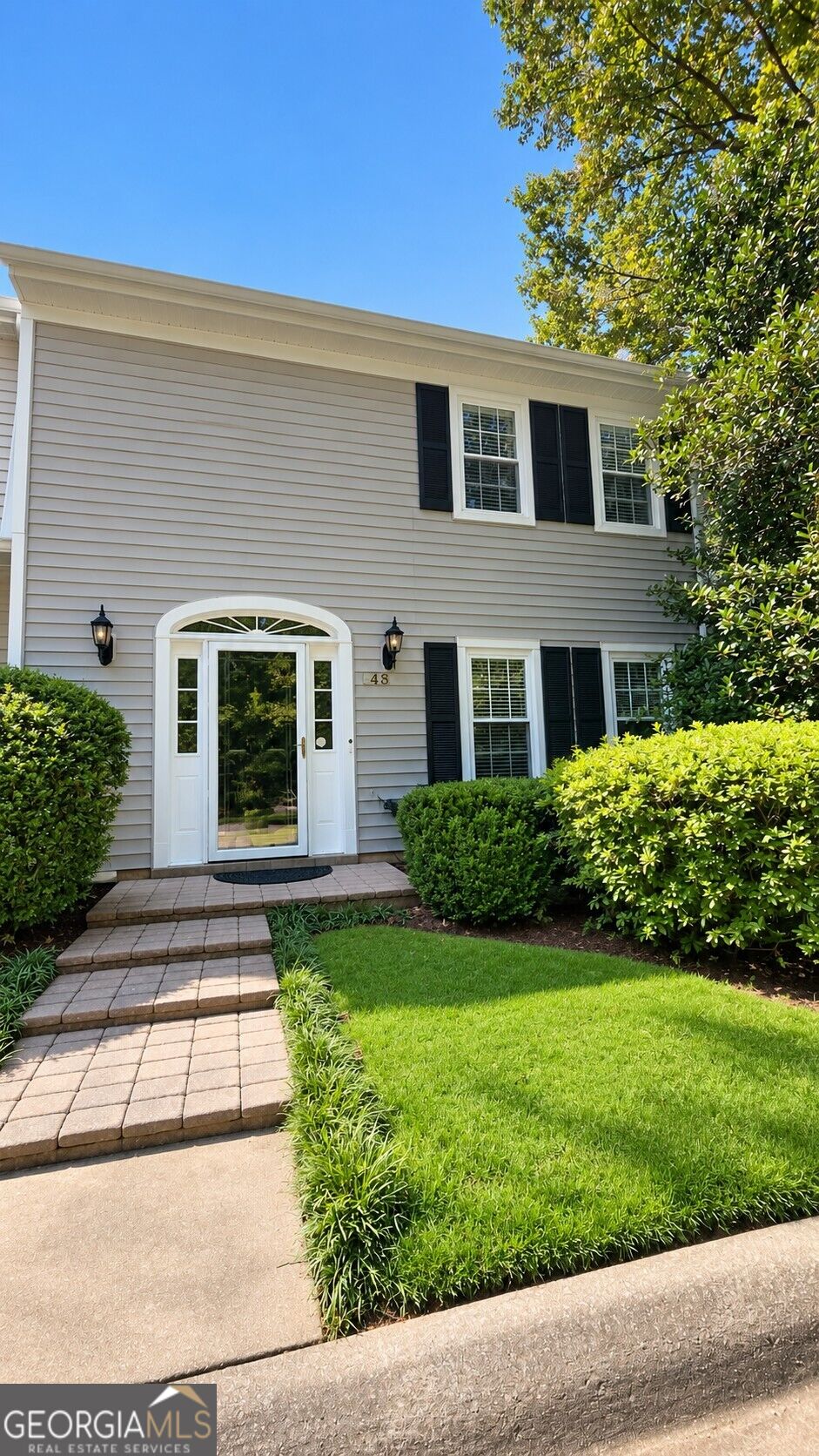 849 Heritage Square