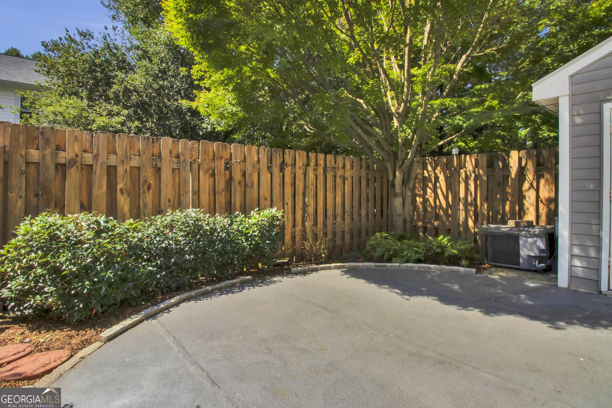 849 Heritage Square Property Photo 28
