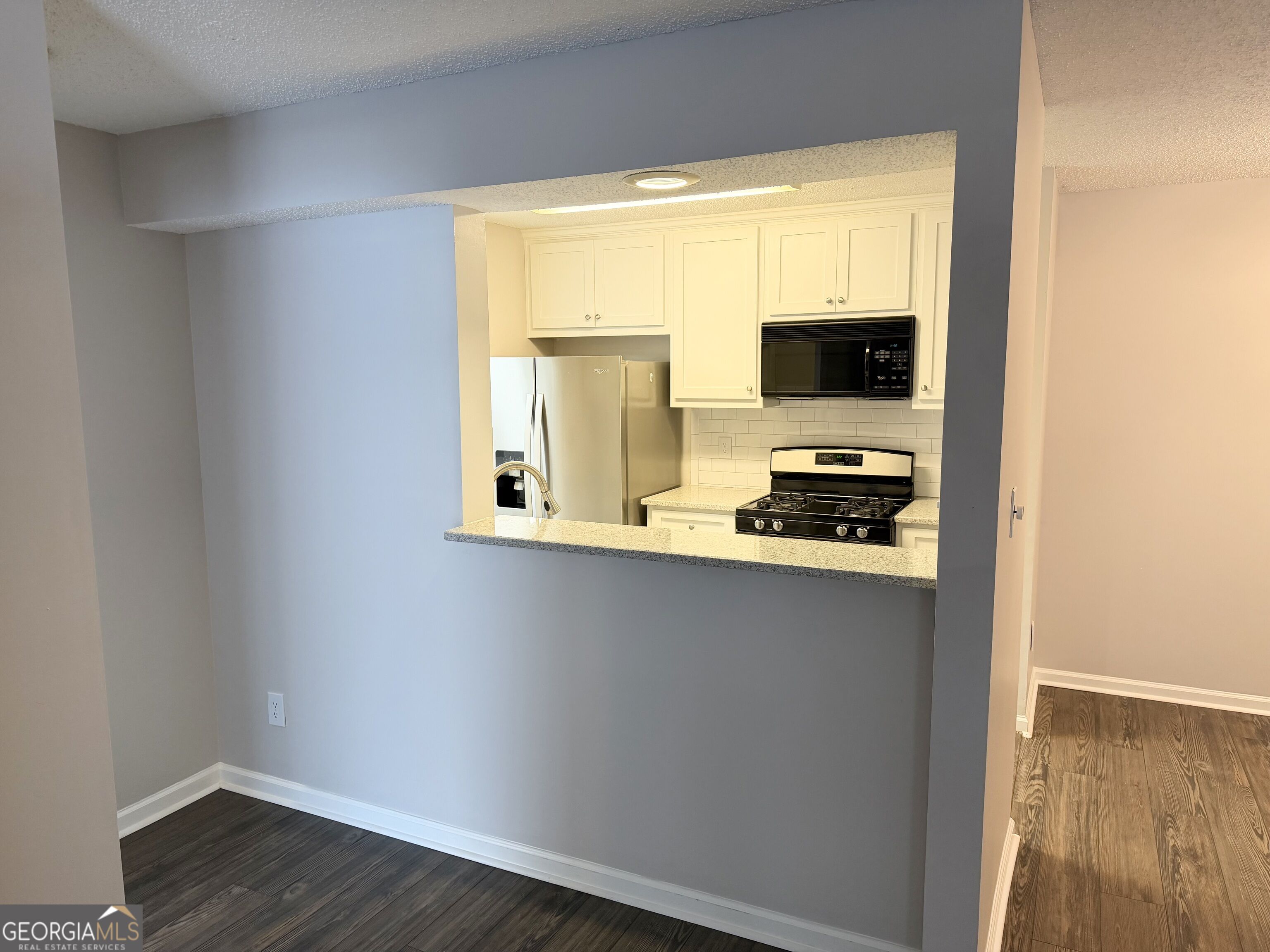 1015 Ridgefield Drive Property Photo 12