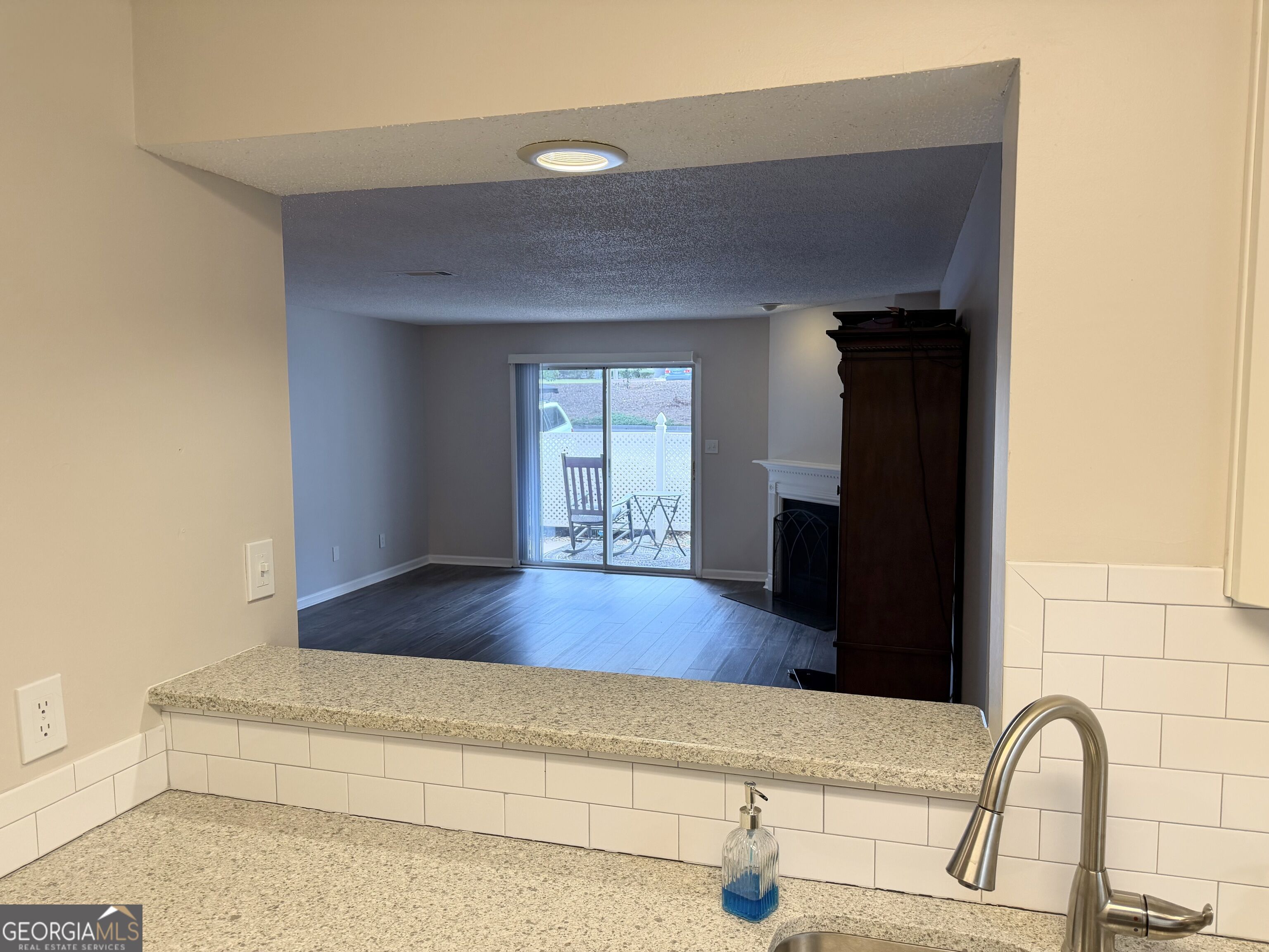 1015 Ridgefield Drive Property Photo 13