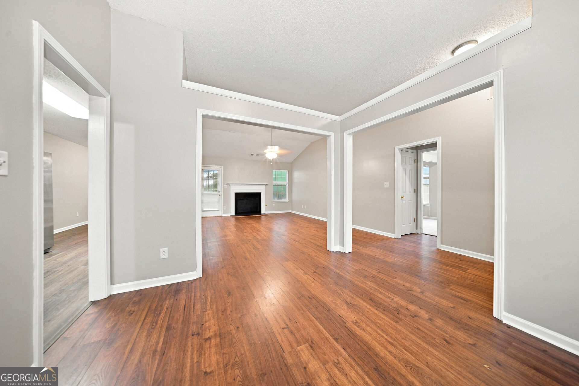 125 River View Court Property Photo 8
