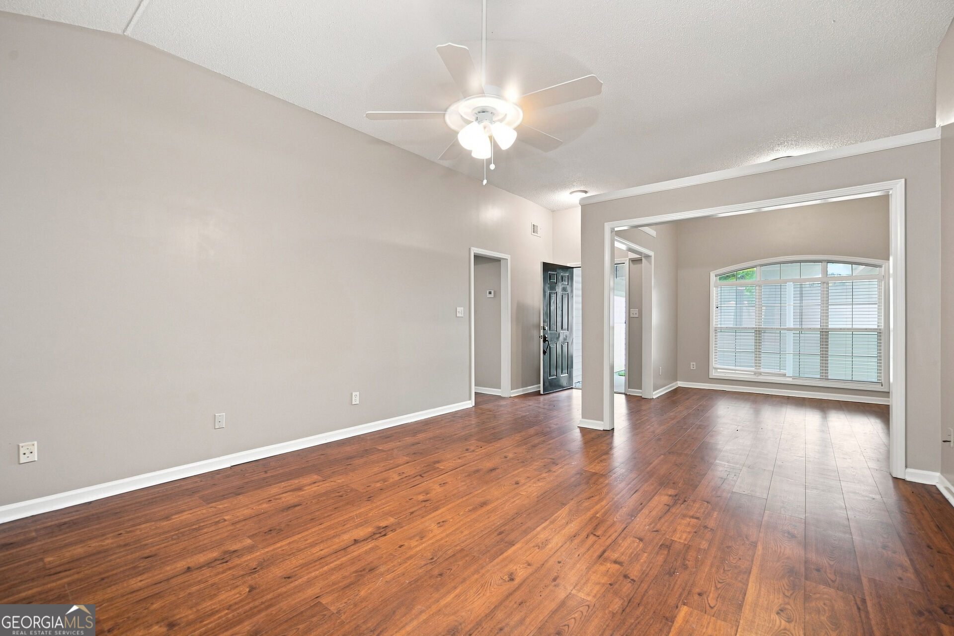 125 River View Court Property Photo 9