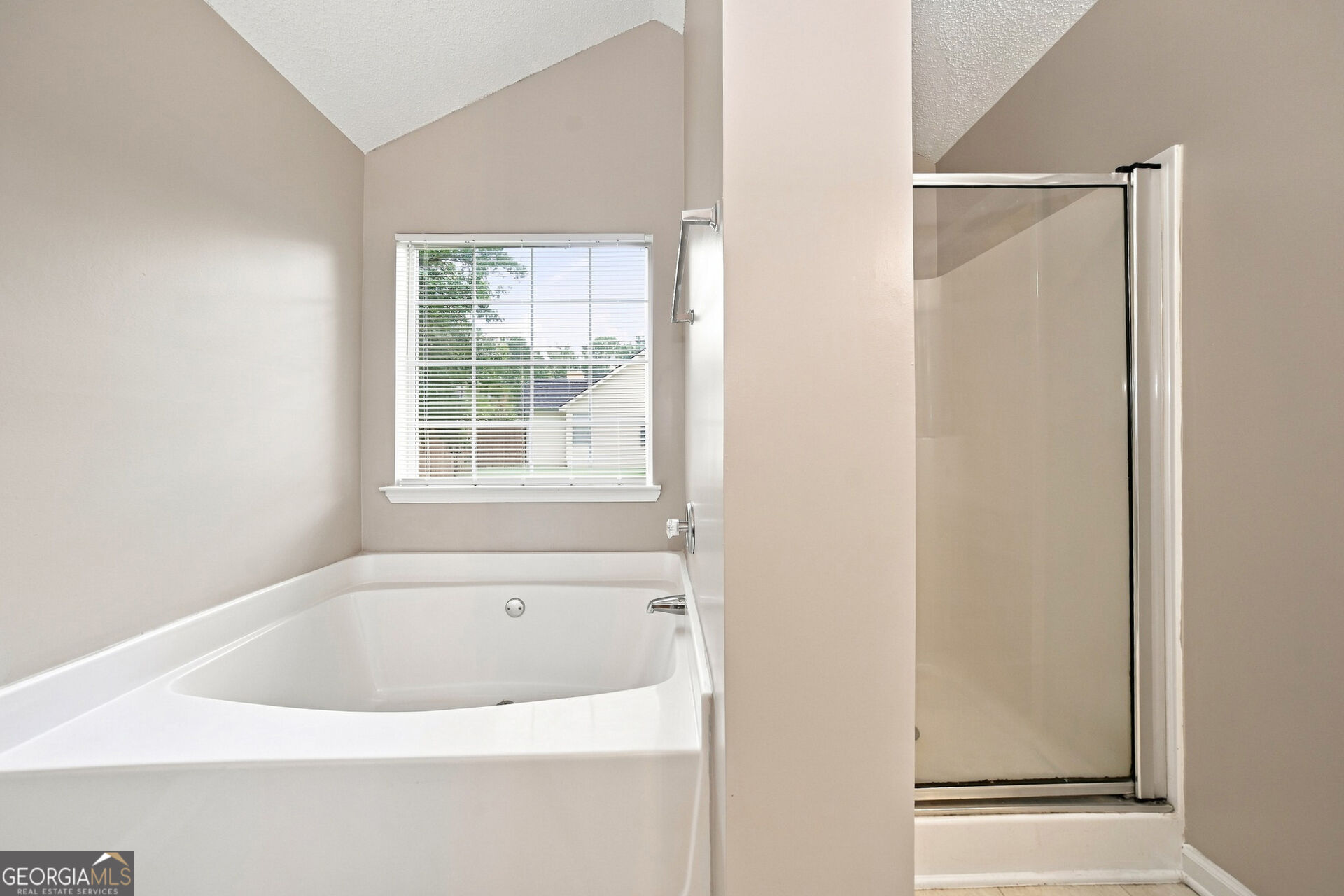 125 River View Court Property Photo 12
