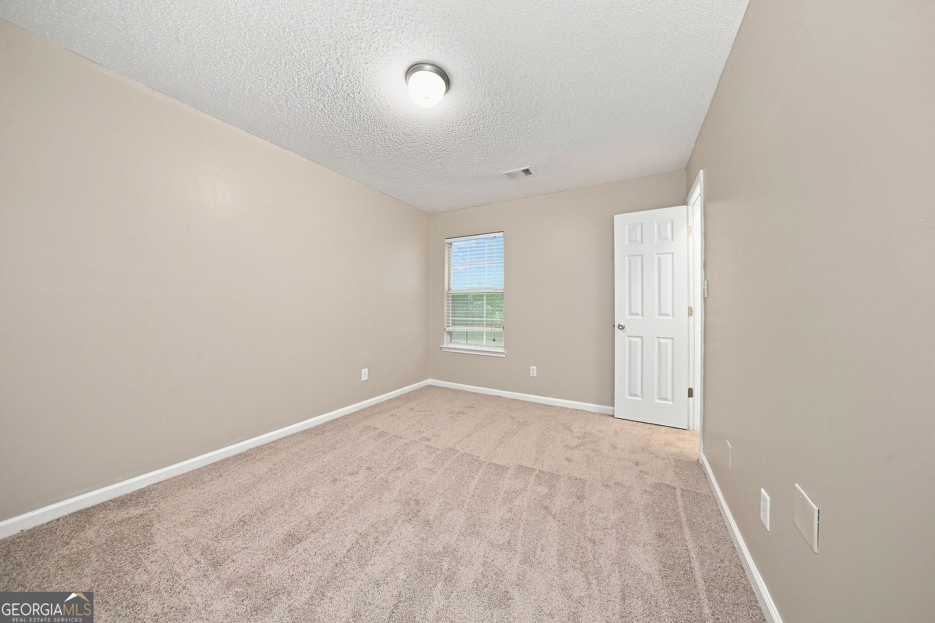 125 River View Court Property Photo 13