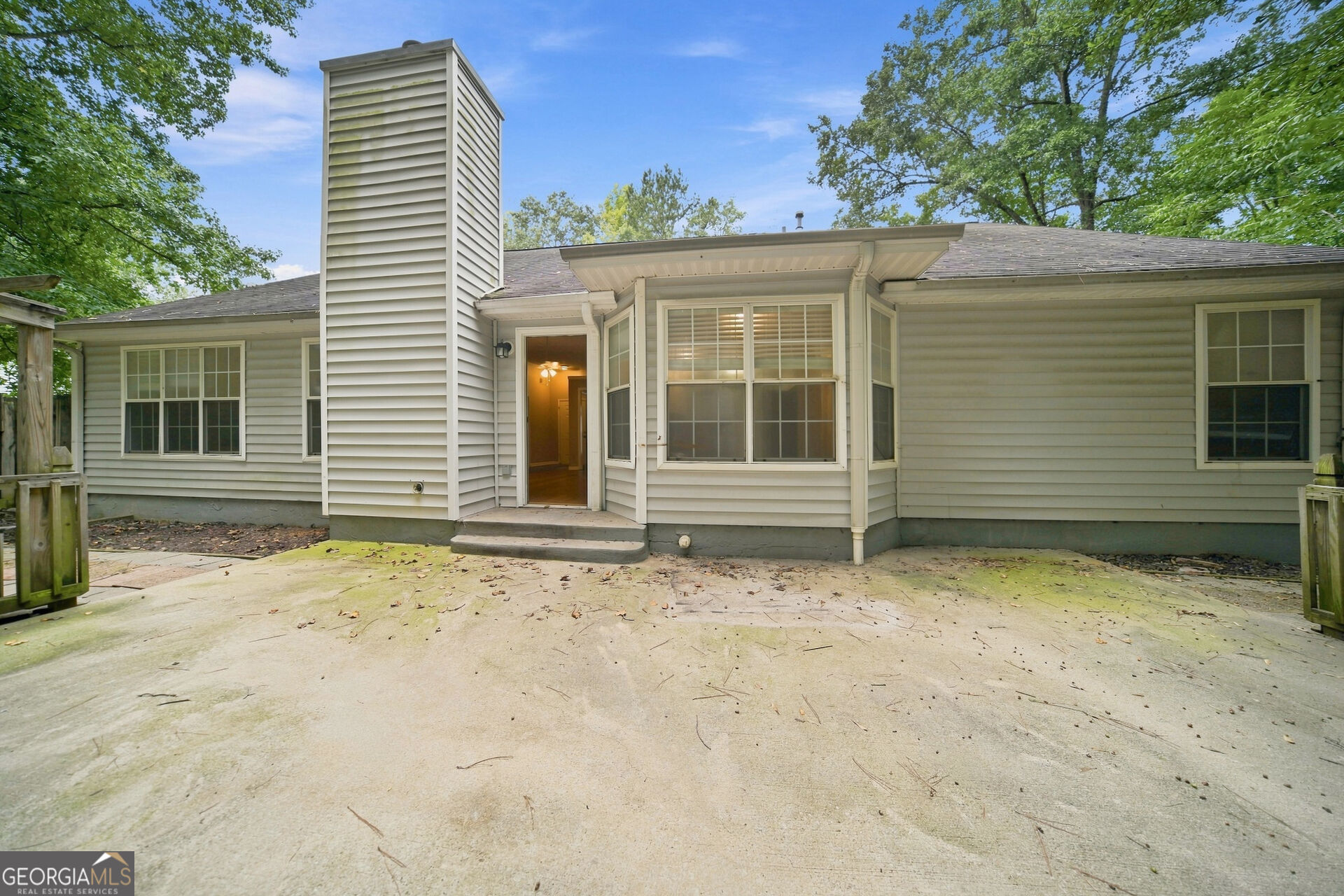 125 River View Court Property Photo 18