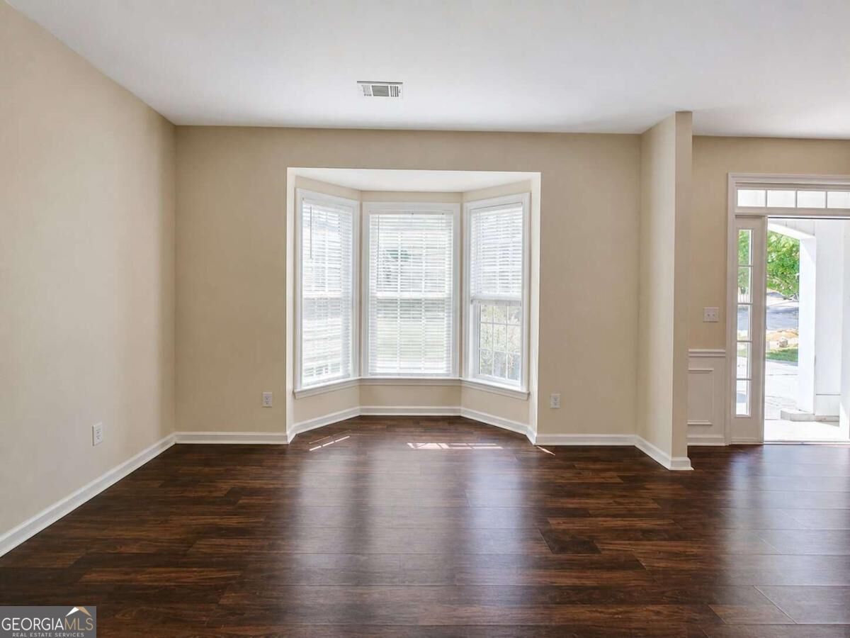 3568 Park Hill Circle Property Photo 6