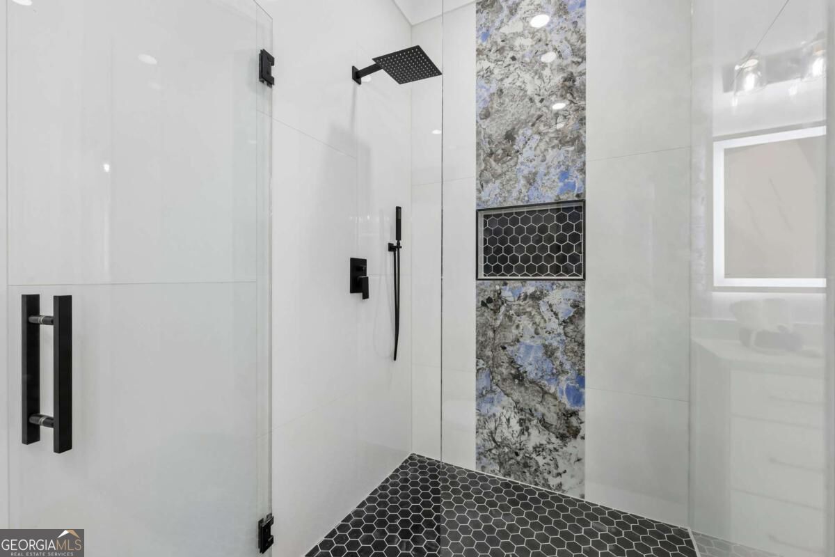 6222 Bridgewood Drive Property Photo 48