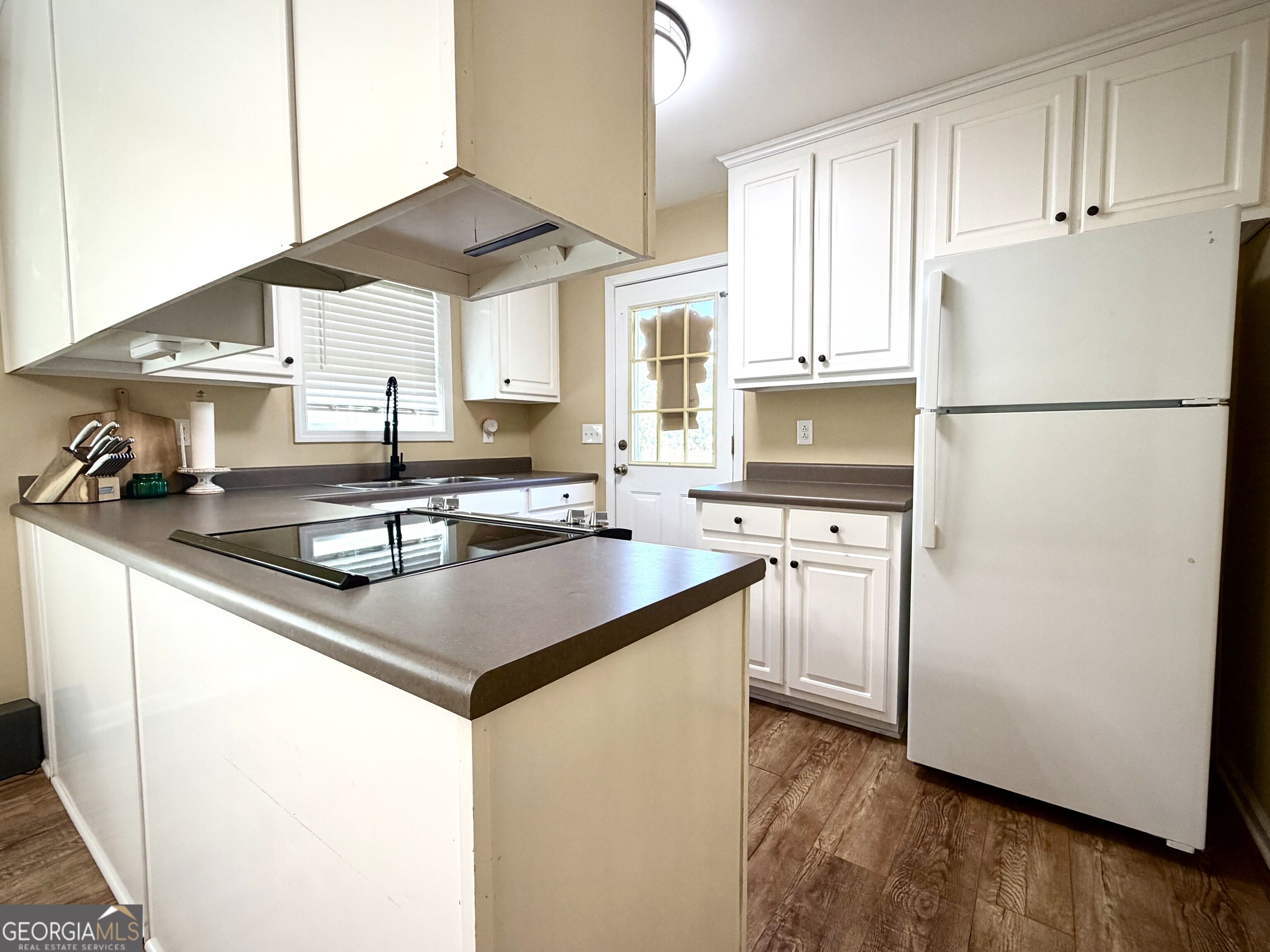 224 North Avenue Property Photo 6