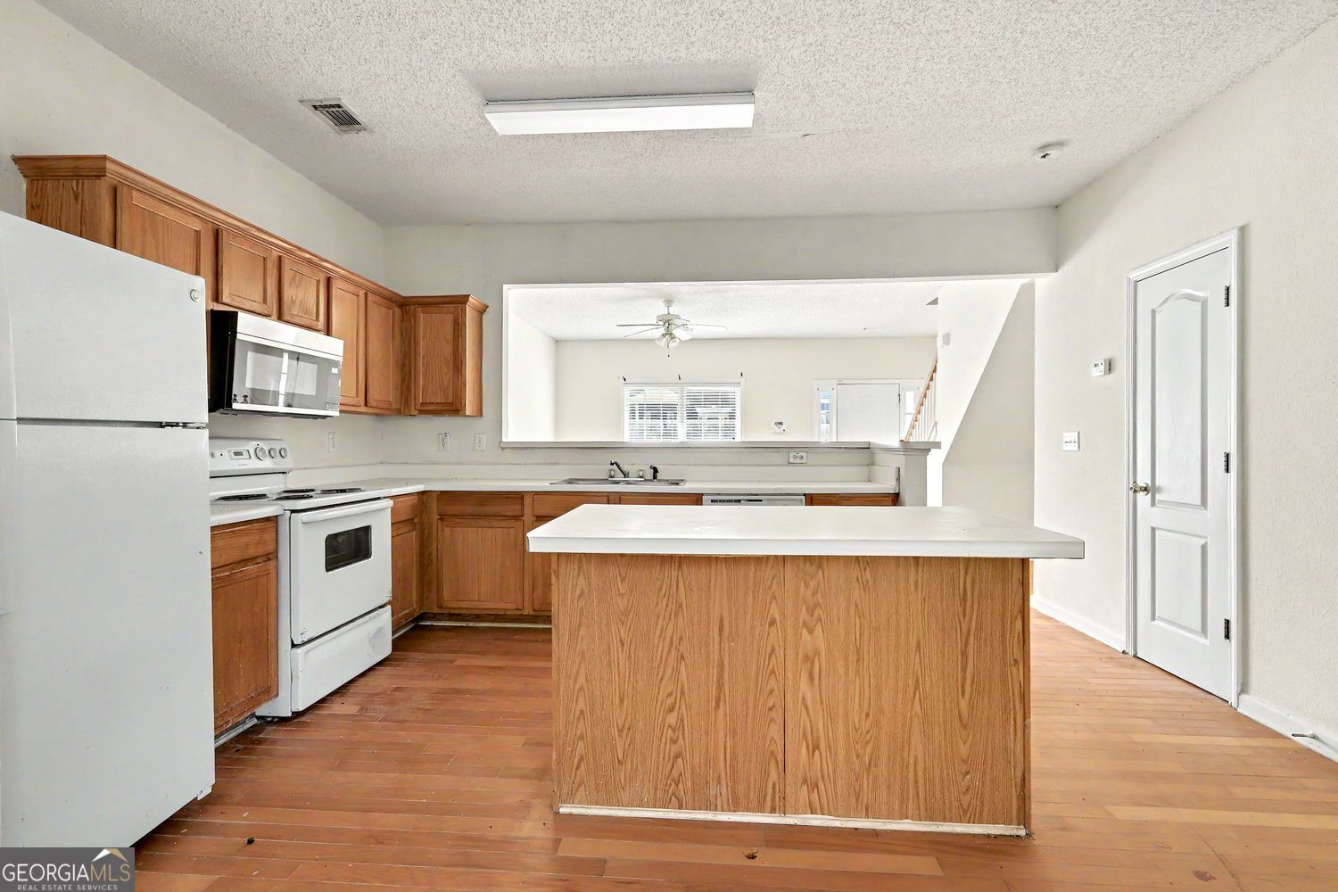 190 Madeline Court Property Photo 11