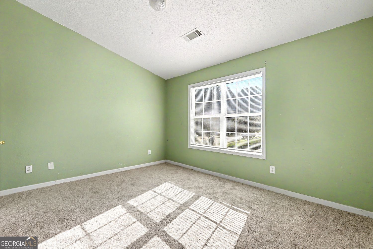 190 Madeline Court Property Photo 17