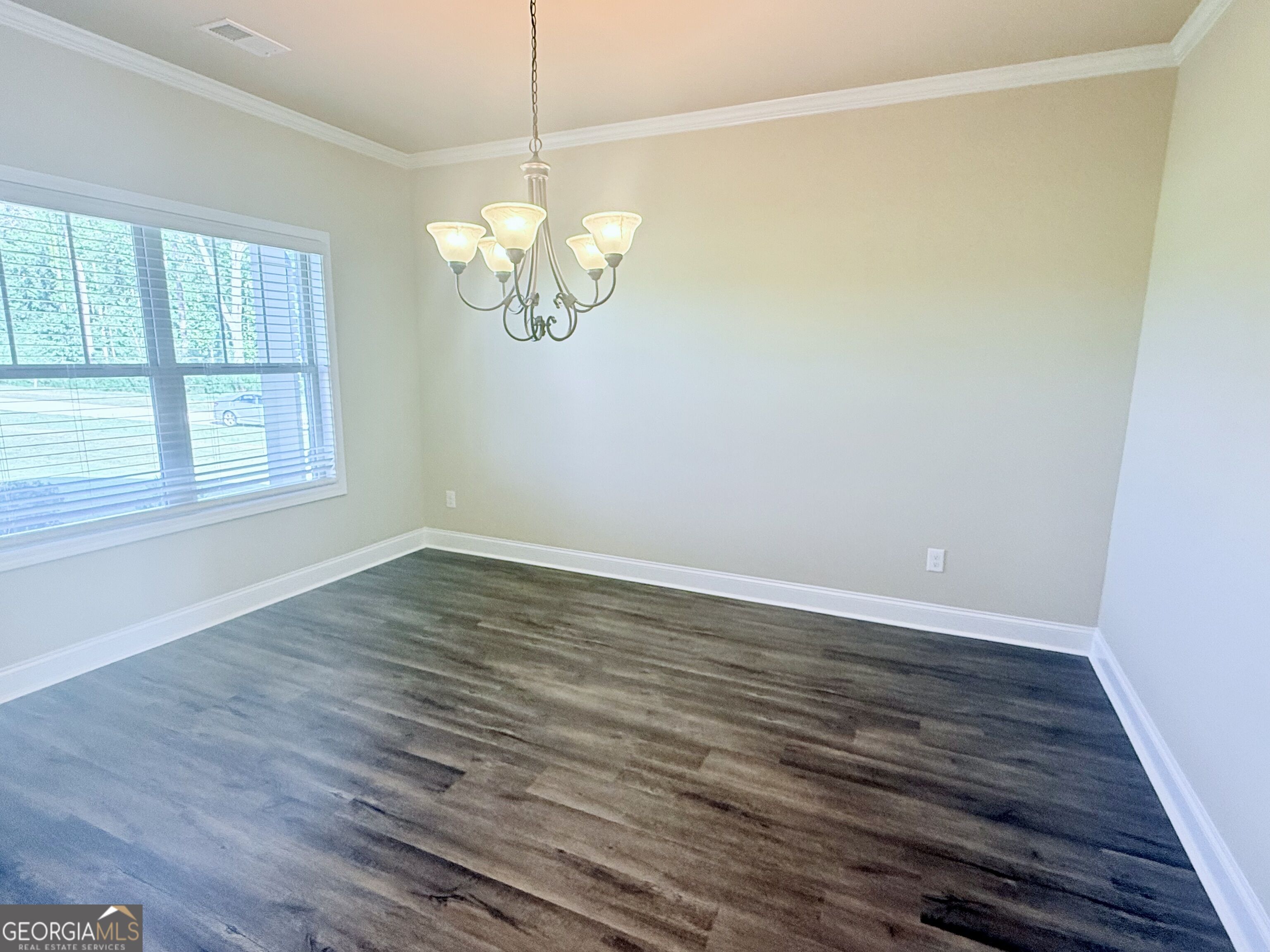145 Hounds Way Property Photo 5