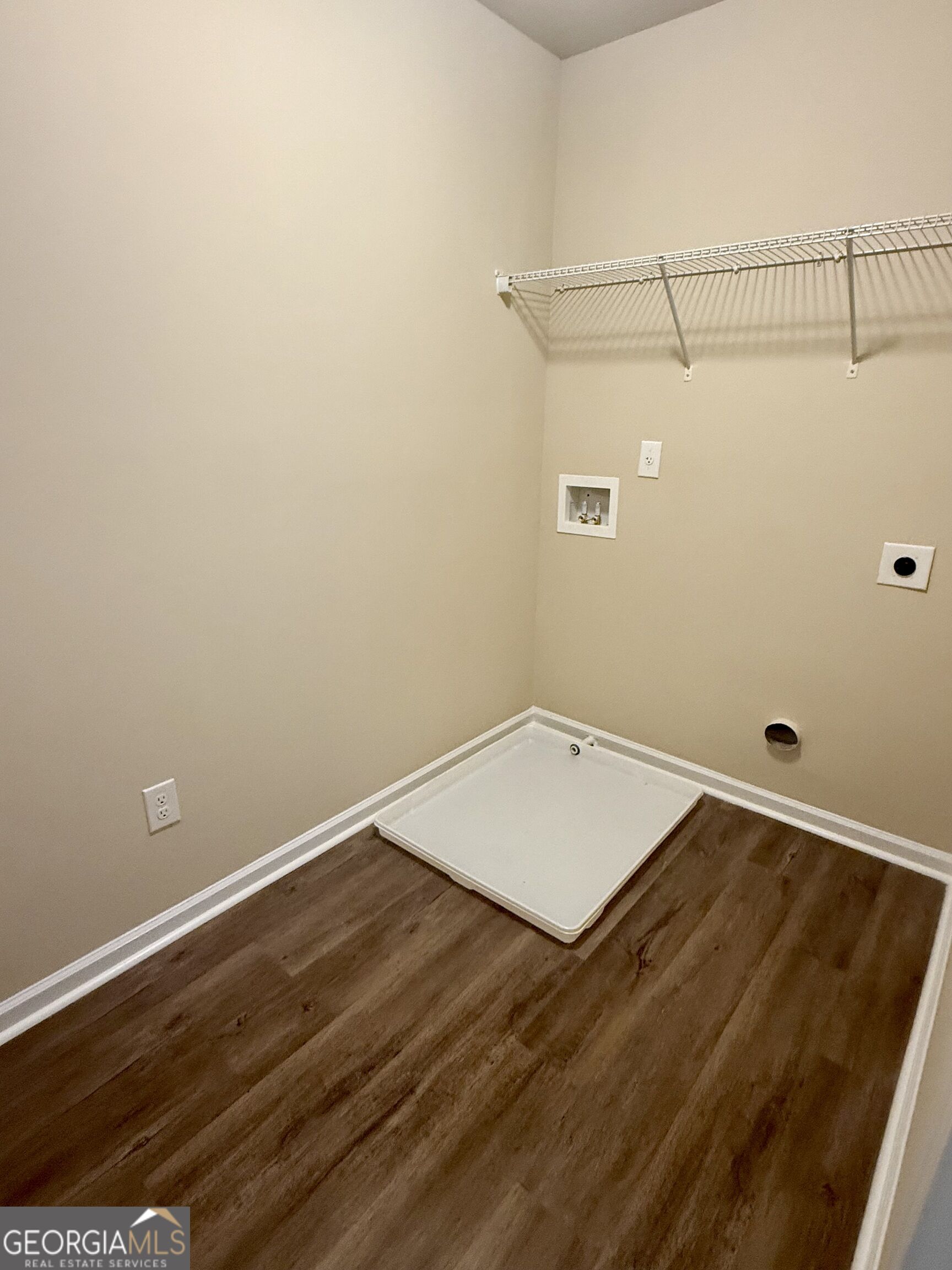 145 Hounds Way Property Photo 18