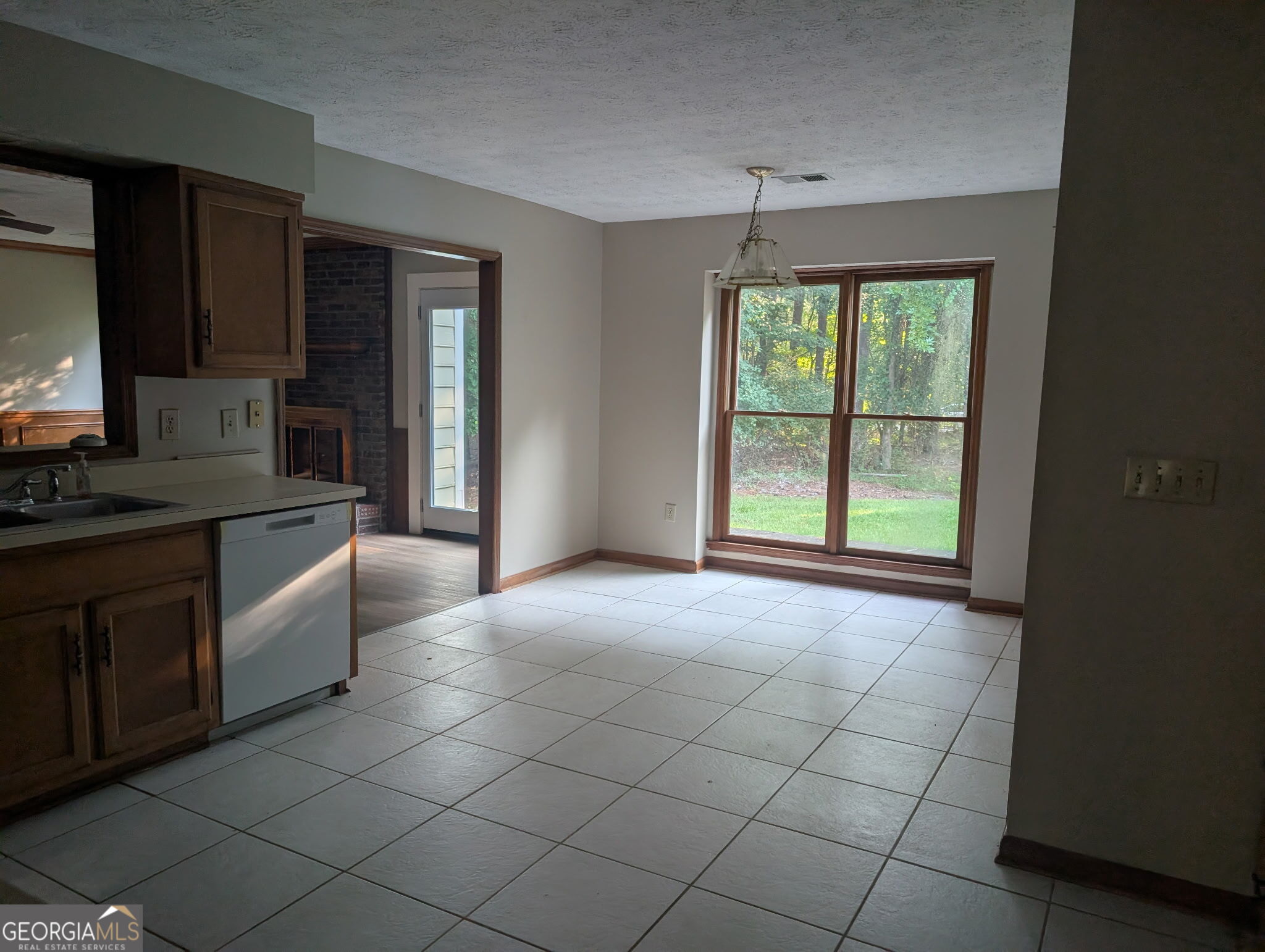 307 Korinna Court Property Photo 4