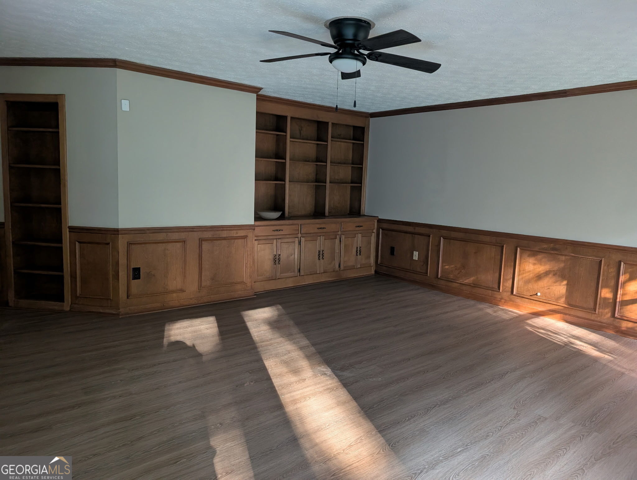 307 Korinna Court Property Photo 5