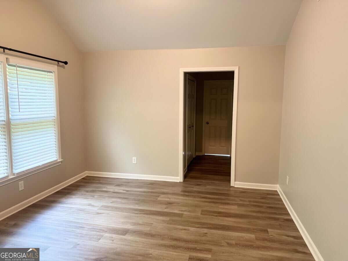 2887 Montview Drive Sw Property Photo 17