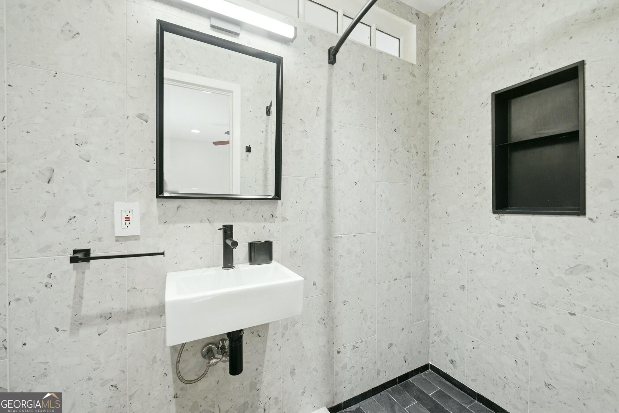 1010 Scott Circle Property Photo 20