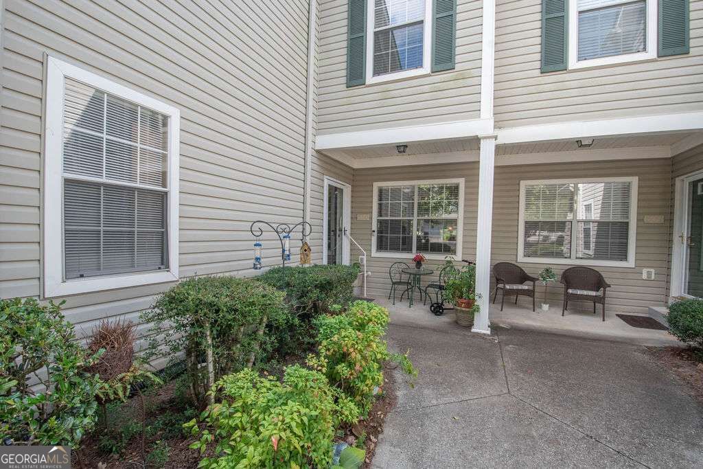 510 Las Brasis Court Property Photo 4