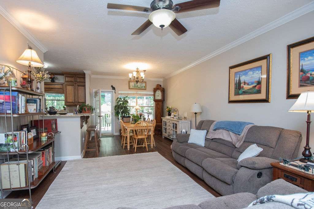 510 Las Brasis Court Property Photo 5