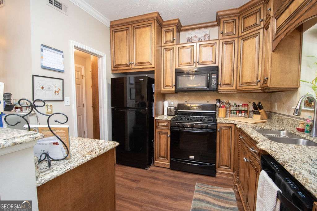 510 Las Brasis Court Property Photo 11