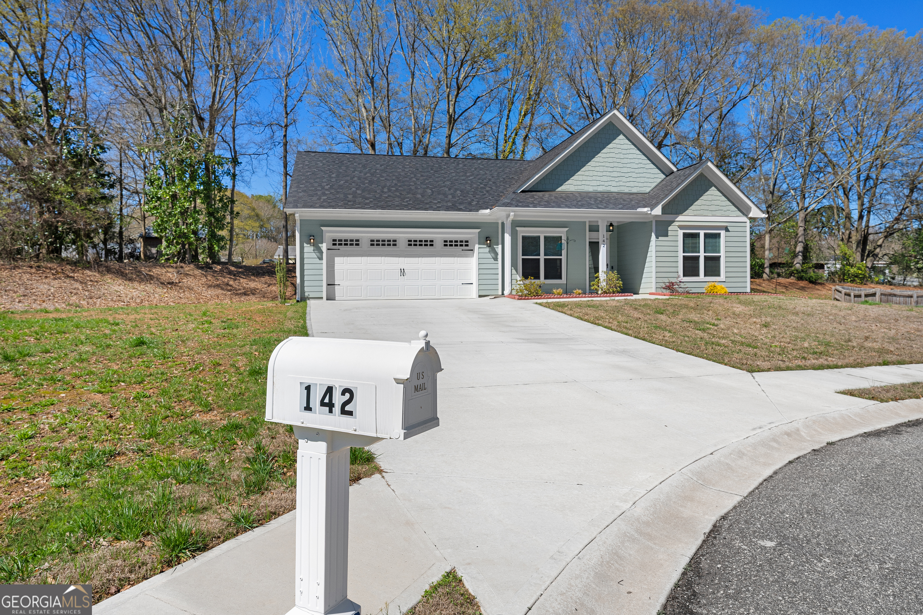 142 Fairview Station Property Photo 2